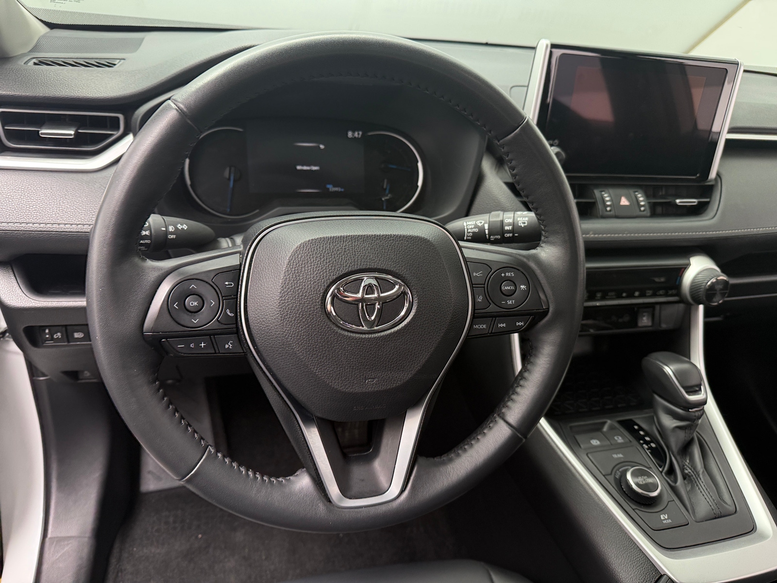 Thumbnail: 2024 Toyota RAV4 - 4