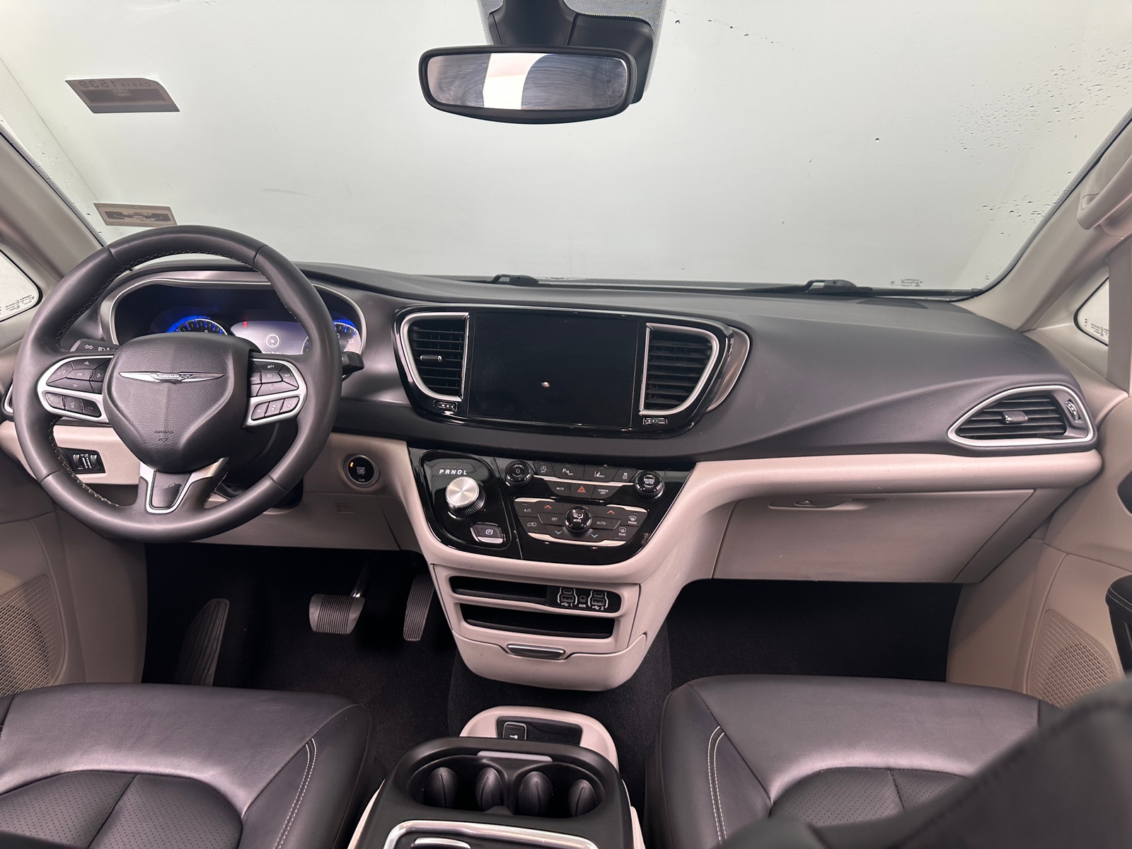 Thumbnail: 2024 Chrysler Pacifica - 2