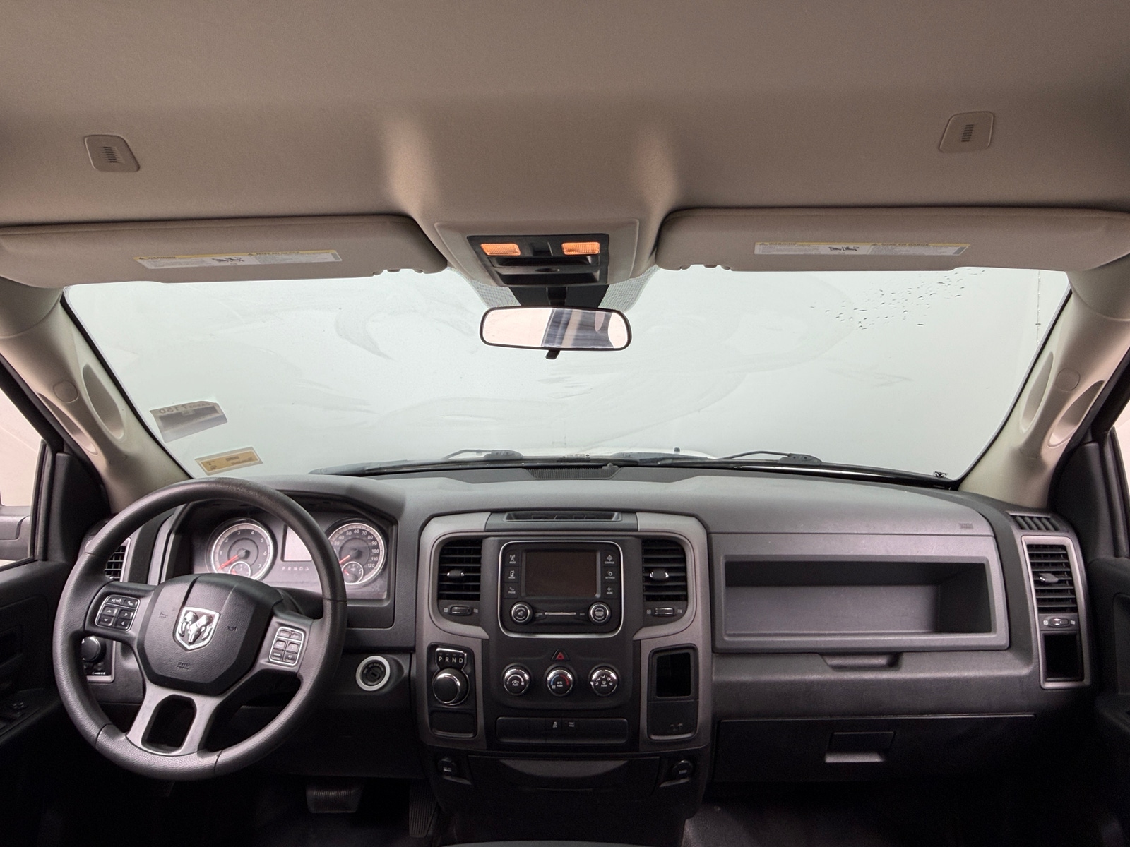 Thumbnail: 2019 RAM 1500 Classic - 3