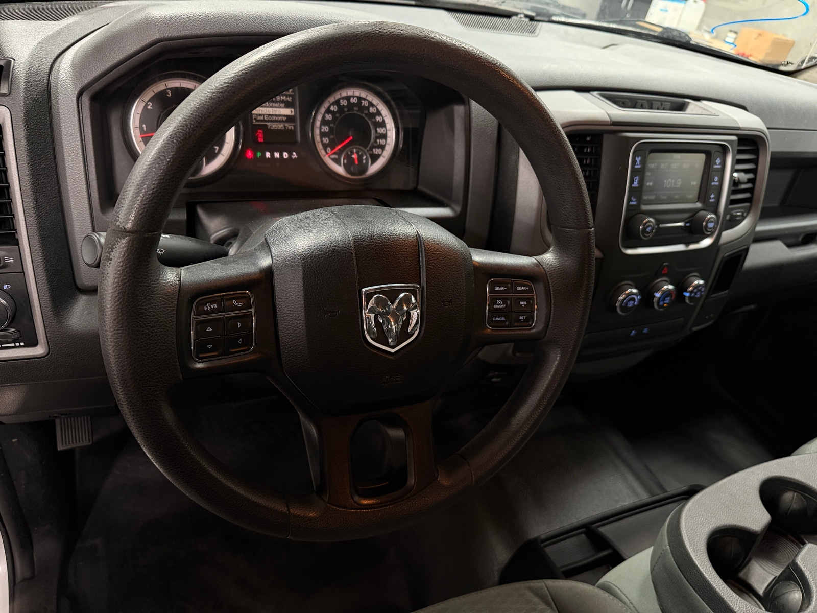 Thumbnail: 2019 RAM 1500 Classic - 5
