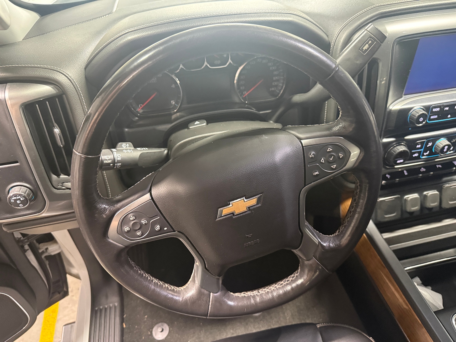 Thumbnail: 2018 Chevrolet Silverado 2500 - 4