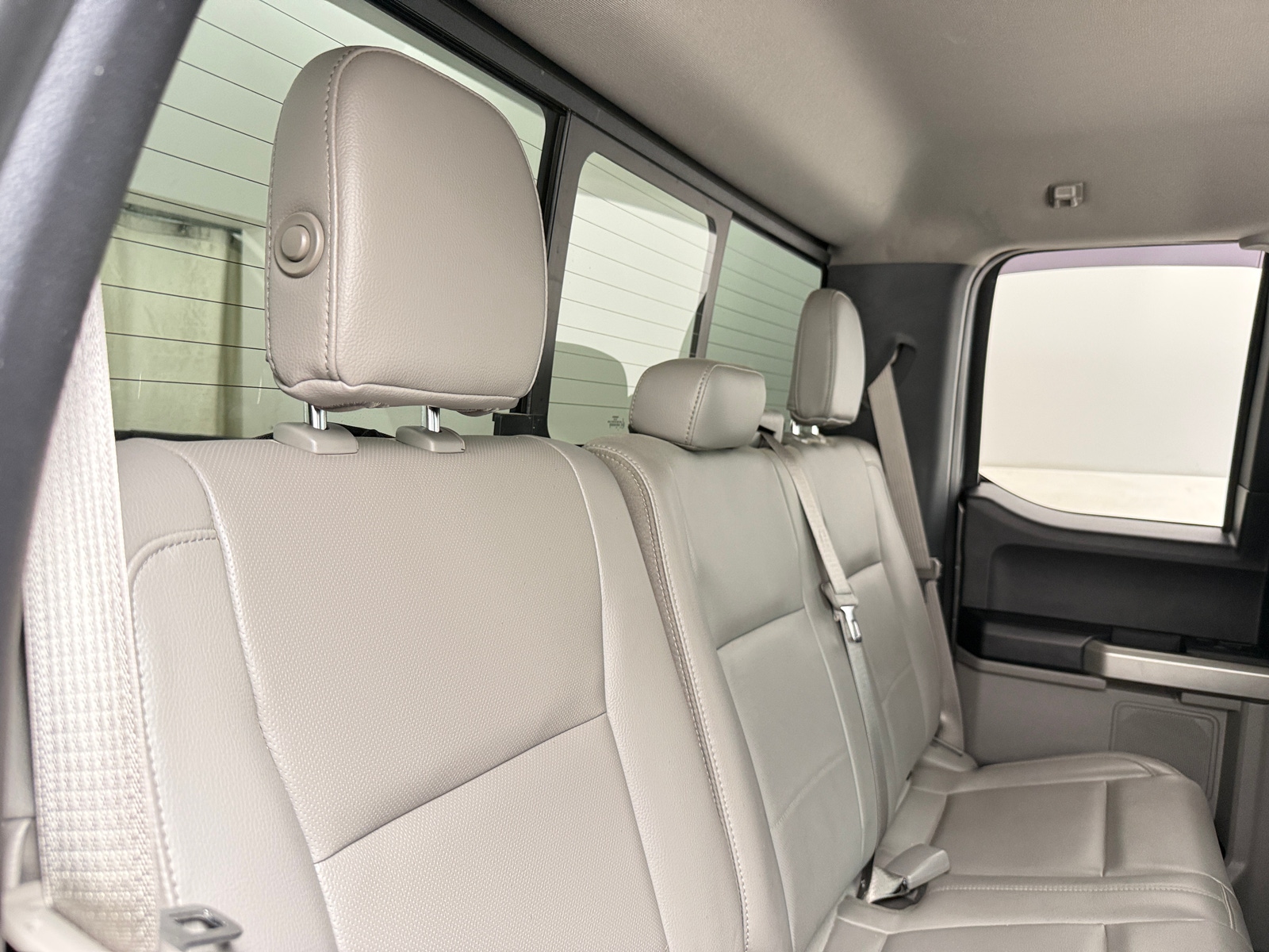 Thumbnail: 2015 Ford Econoline - 5