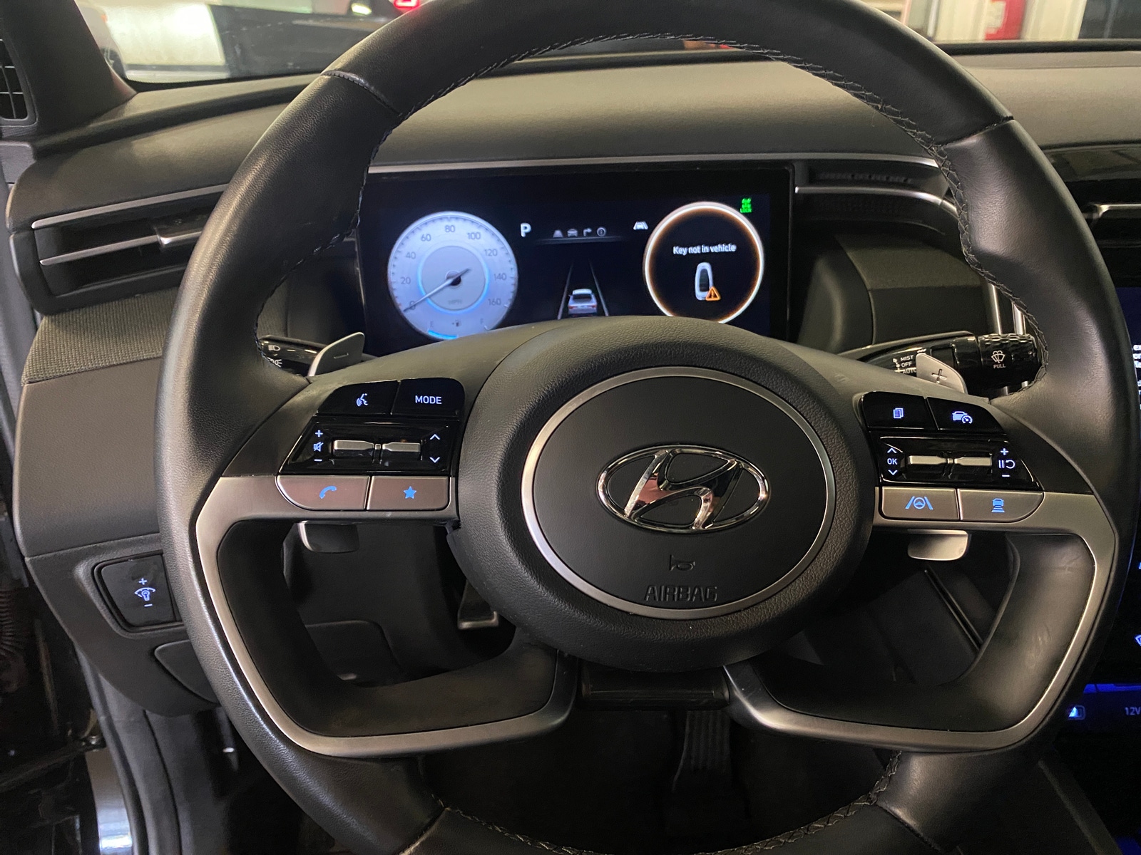 Thumbnail: 2023 Hyundai Santa Cruz - 4