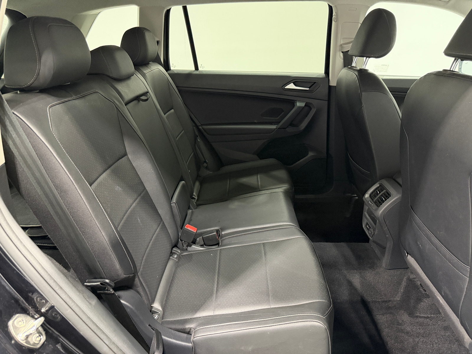 Thumbnail: 2019 Volkswagen Tiguan - 6
