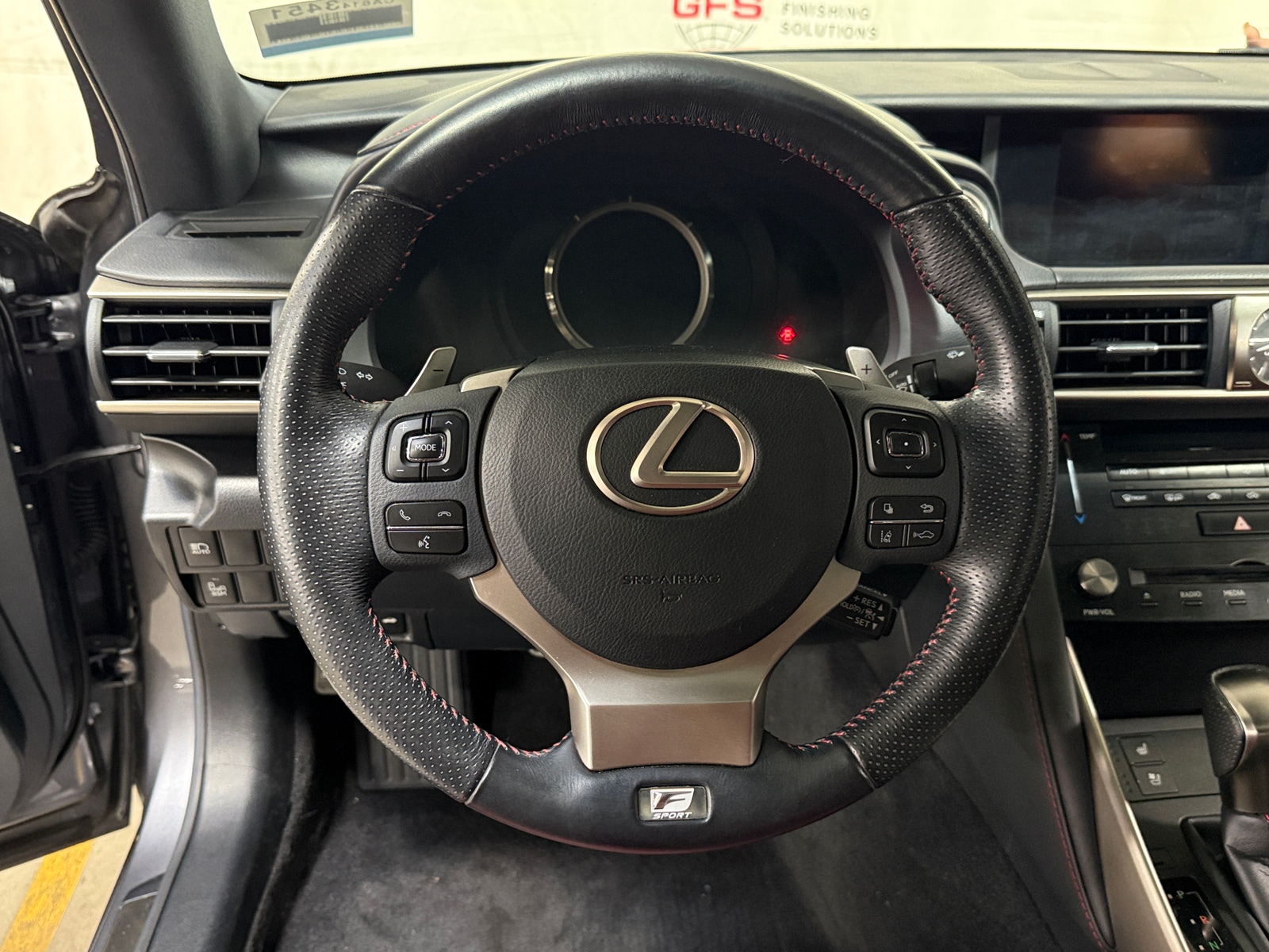 Thumbnail: 2018 Lexus IS - 4