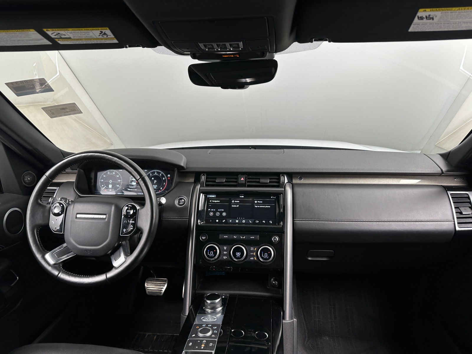 Thumbnail: 2019 Land Rover Discovery - 2
