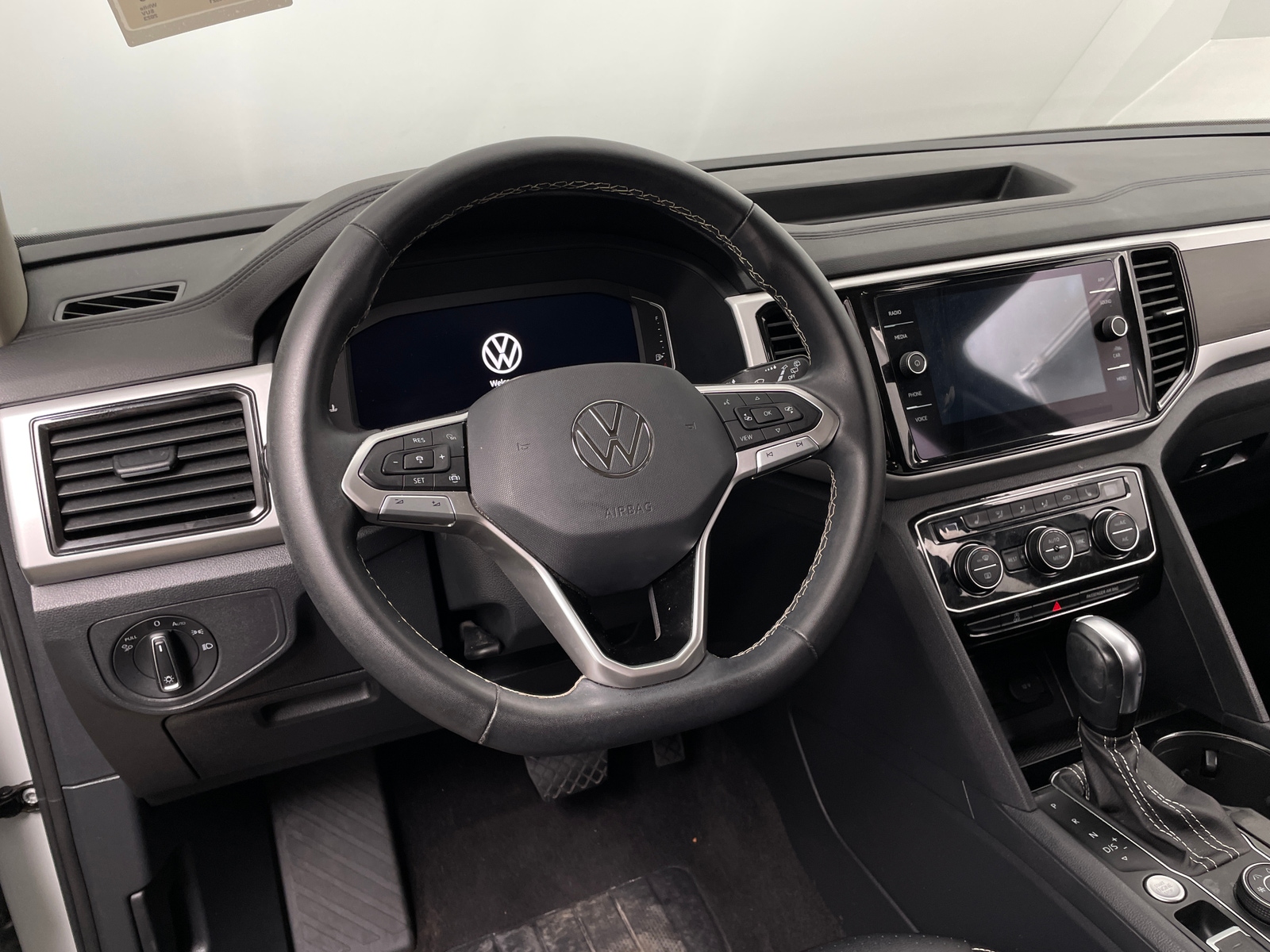 Thumbnail: 2023 Volkswagen Atlas - 5