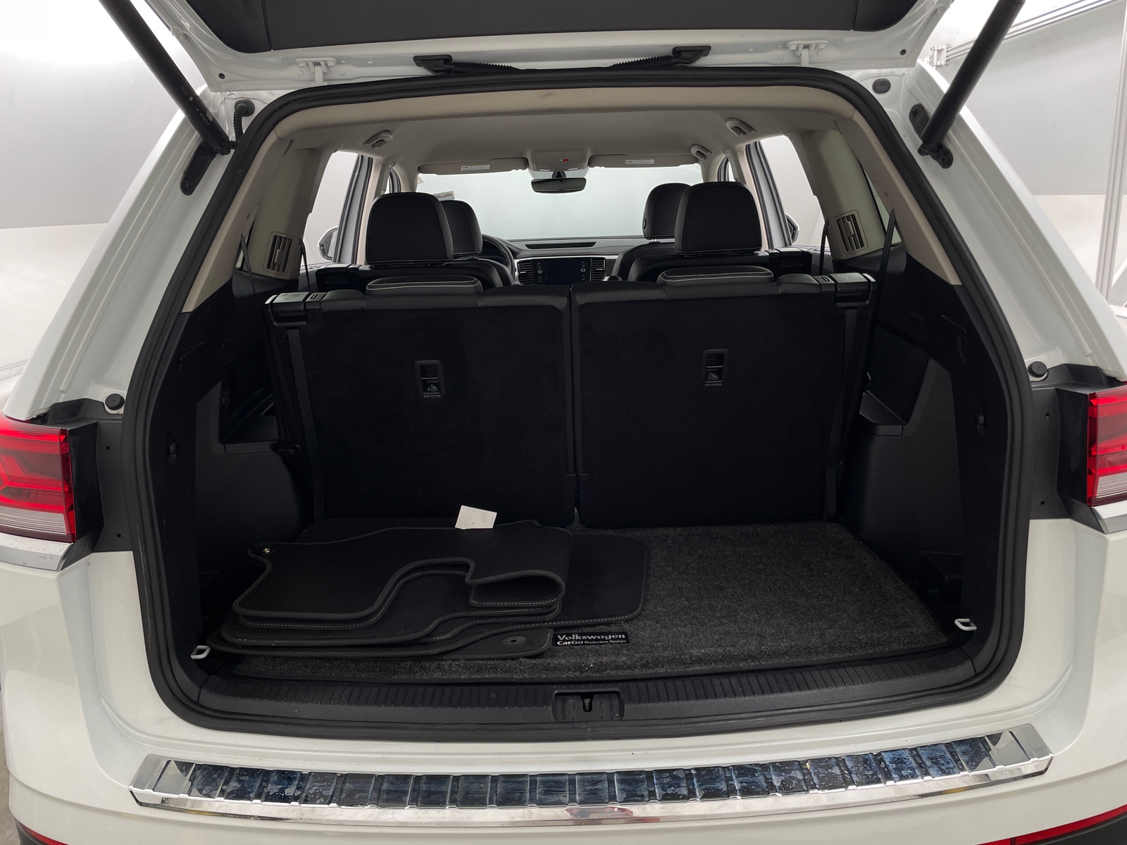 Thumbnail: 2023 Volkswagen Atlas - 7