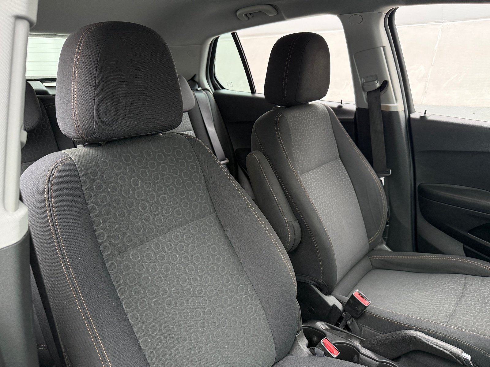 Thumbnail: 2020 Chevrolet Trax - 2