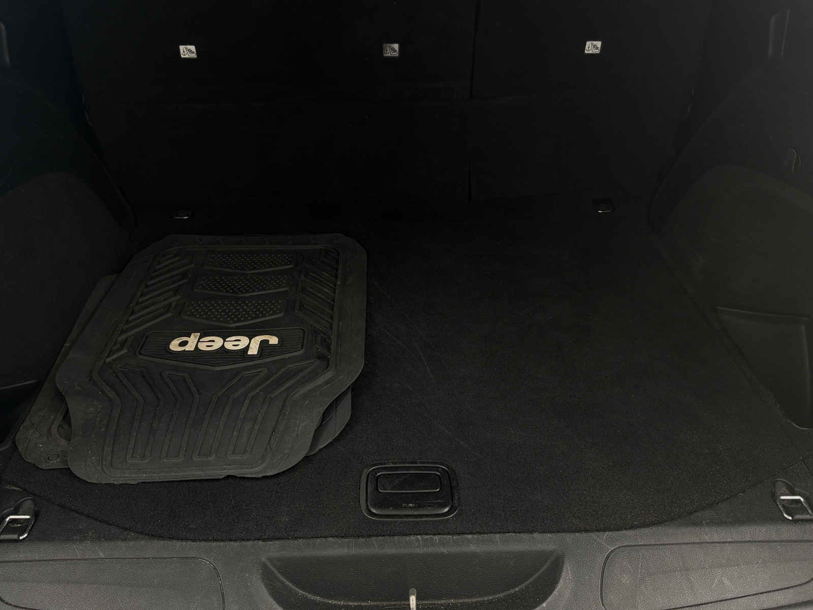 Thumbnail: 2019 Jeep Grand Cherokee - 6