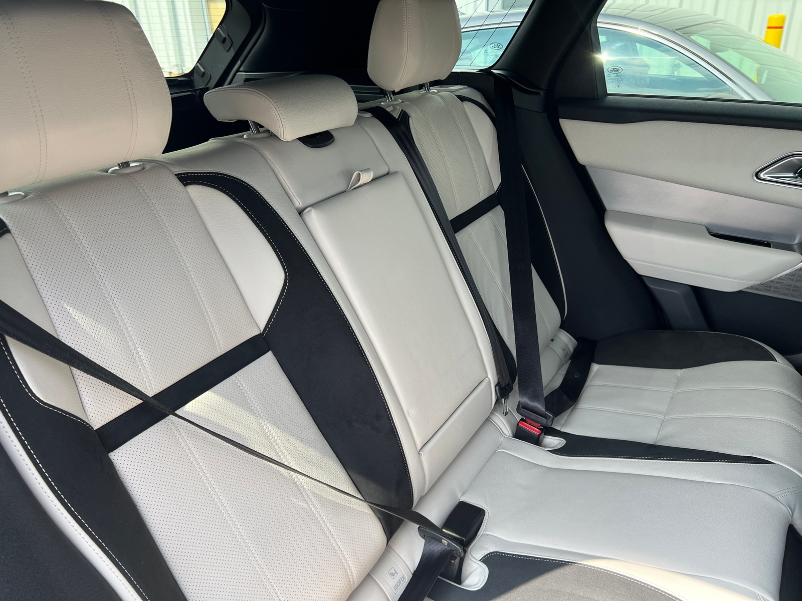 Thumbnail: 2019 Land Rover Range Rover Velar - 6