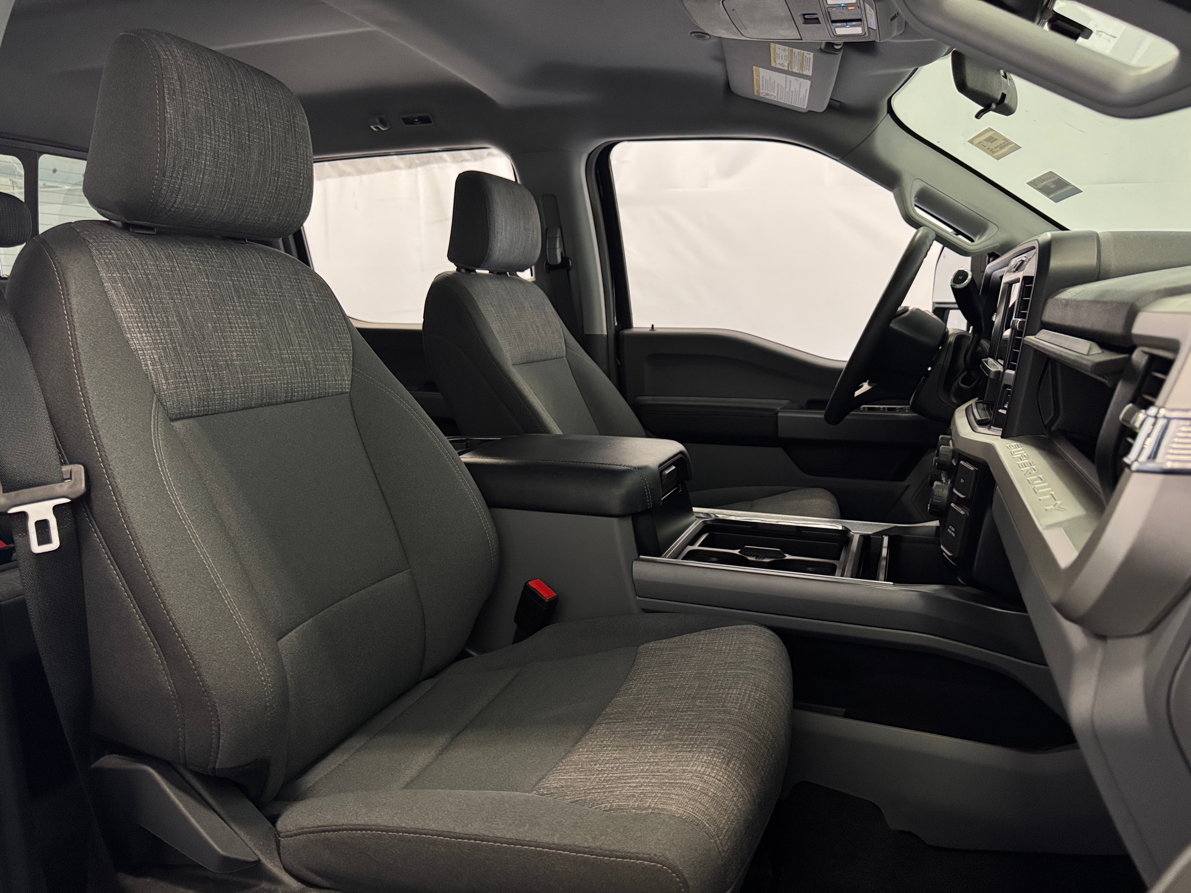 2025 Ford F-250 Super Duty XLT - Photo 4