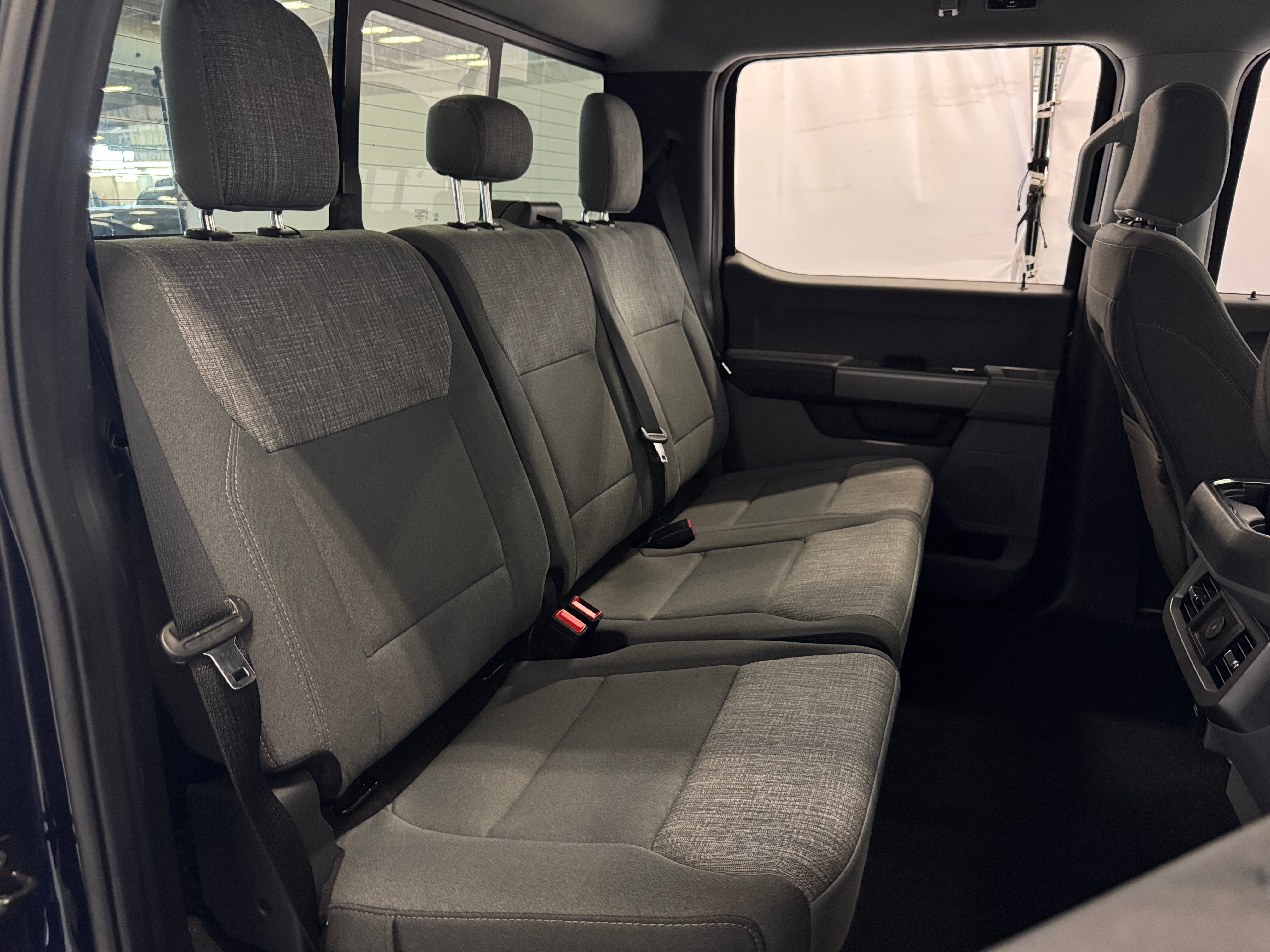 2025 Ford F-250 Super Duty XLT - Photo 5