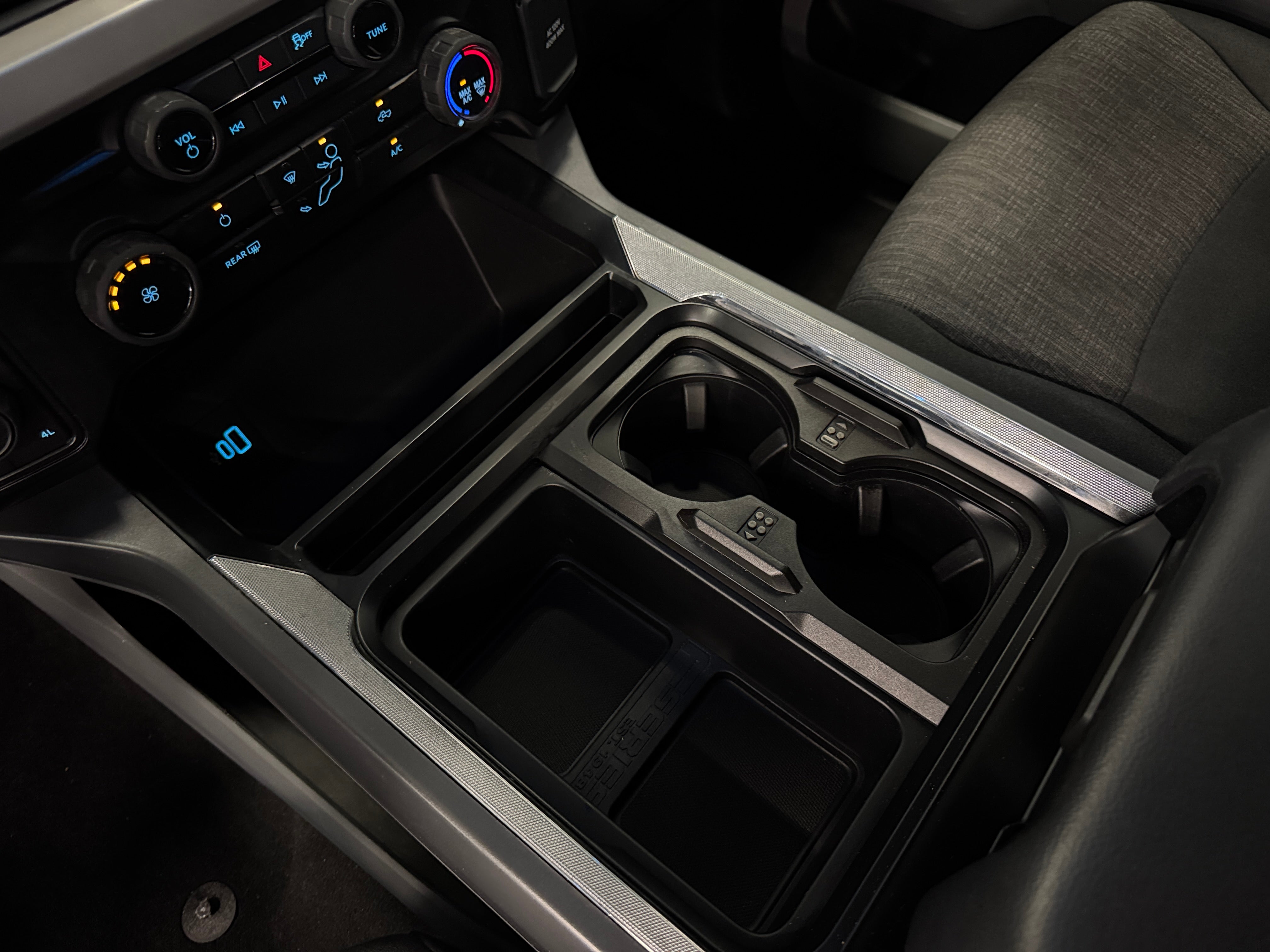 2025 Ford F-250 Super Duty XLT - Photo 3