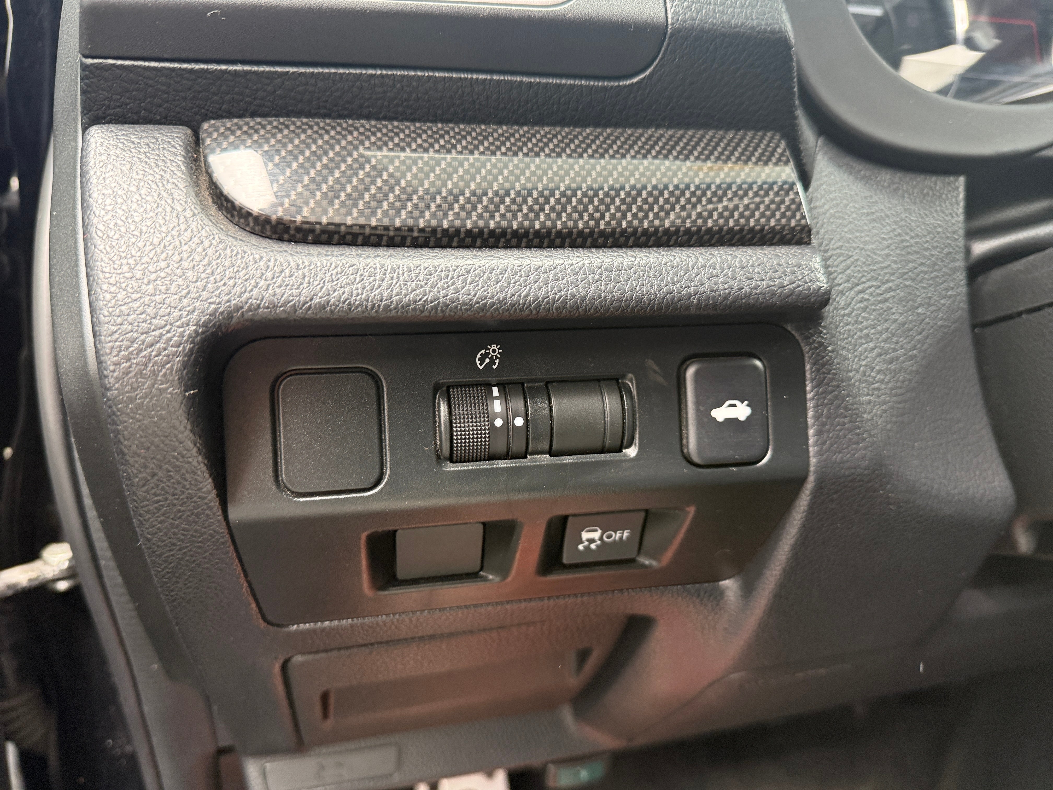 2016 Subaru WRX Premium - Photo 2