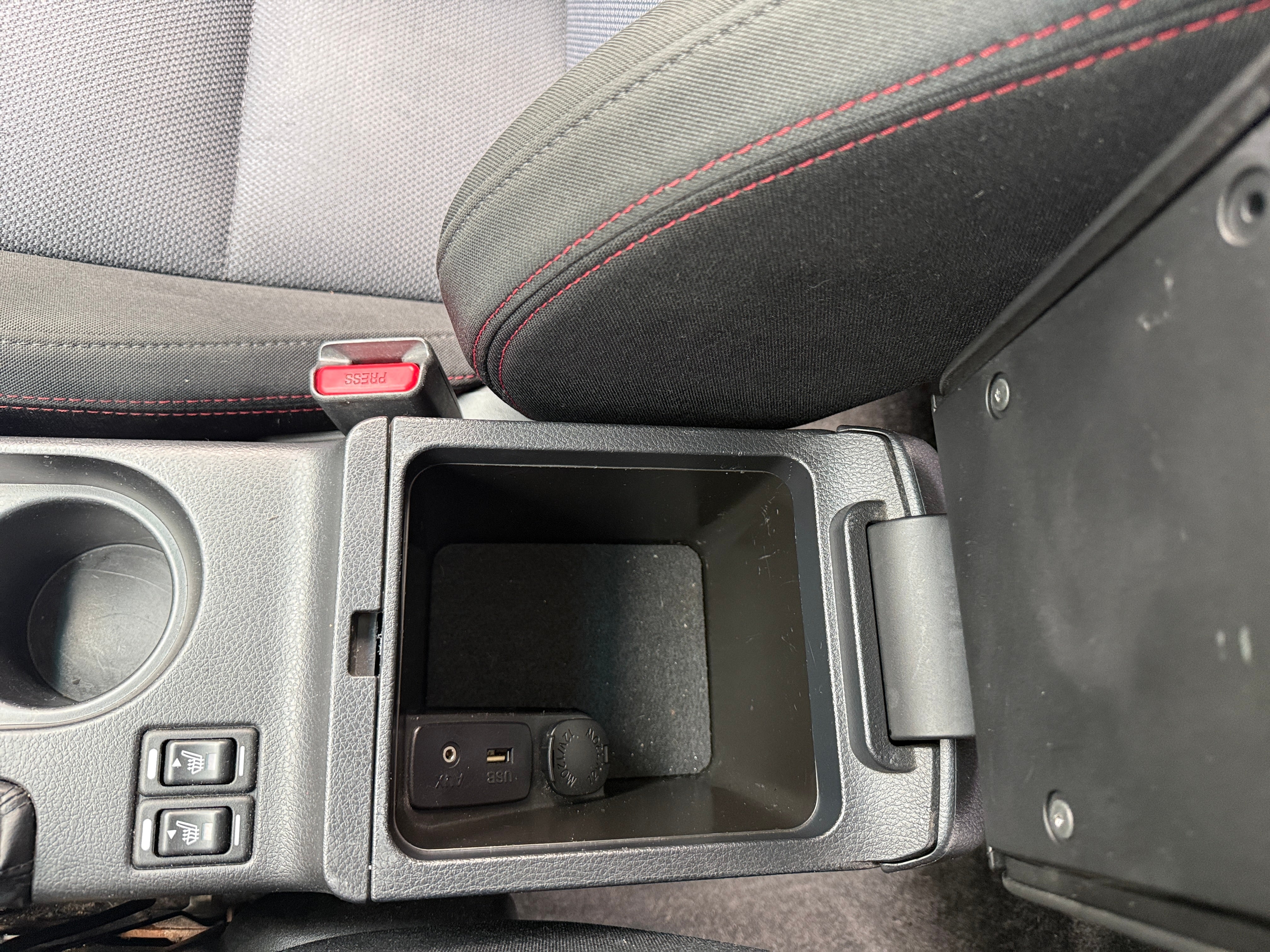 2016 Subaru WRX Premium - Photo 13