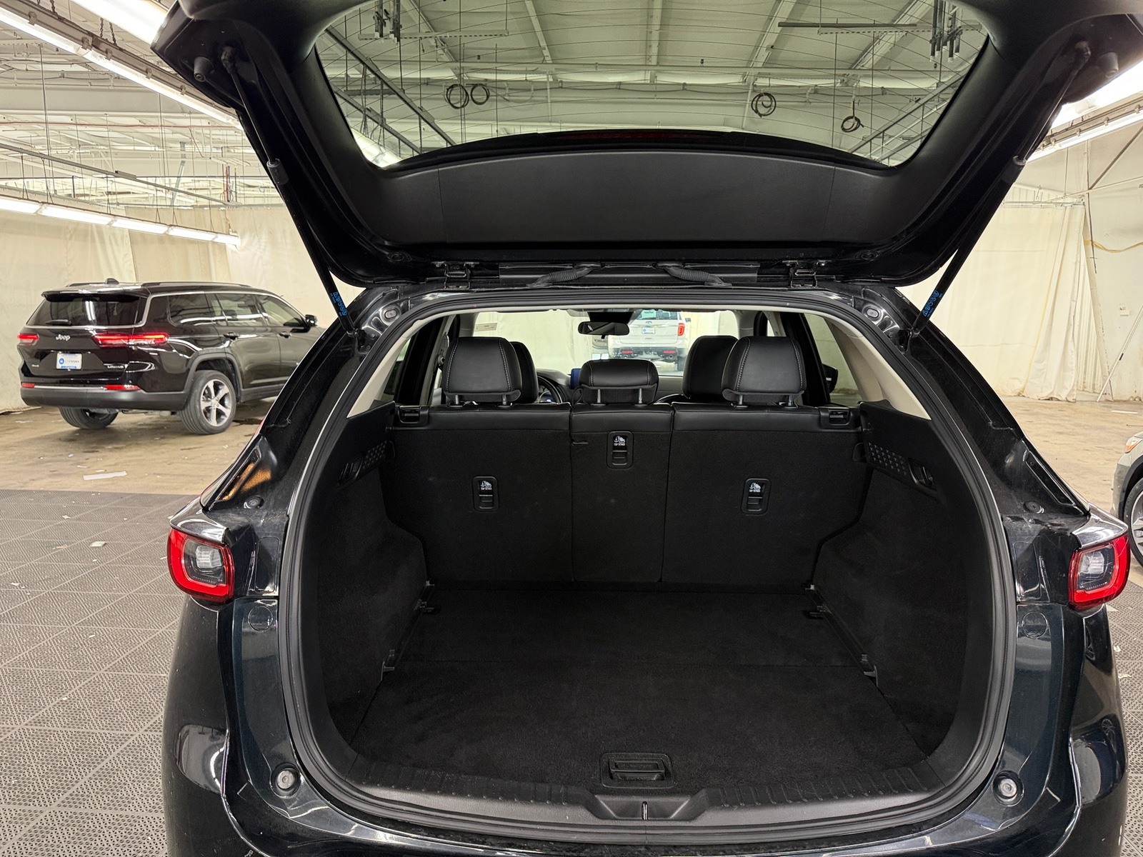 Thumbnail: 2025 Mazda CX-5 - 6