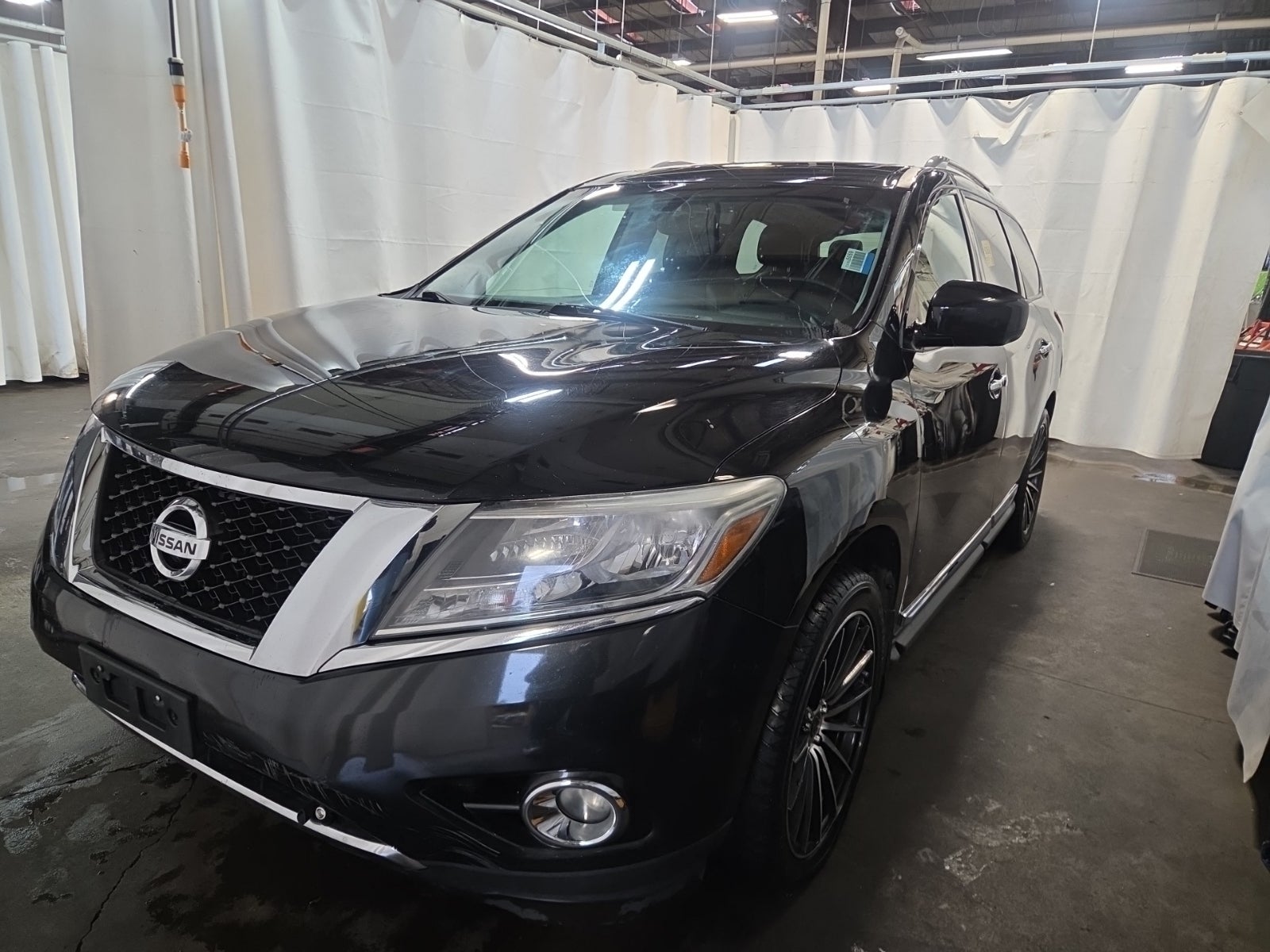 2016 Nissan Pathfinder SL