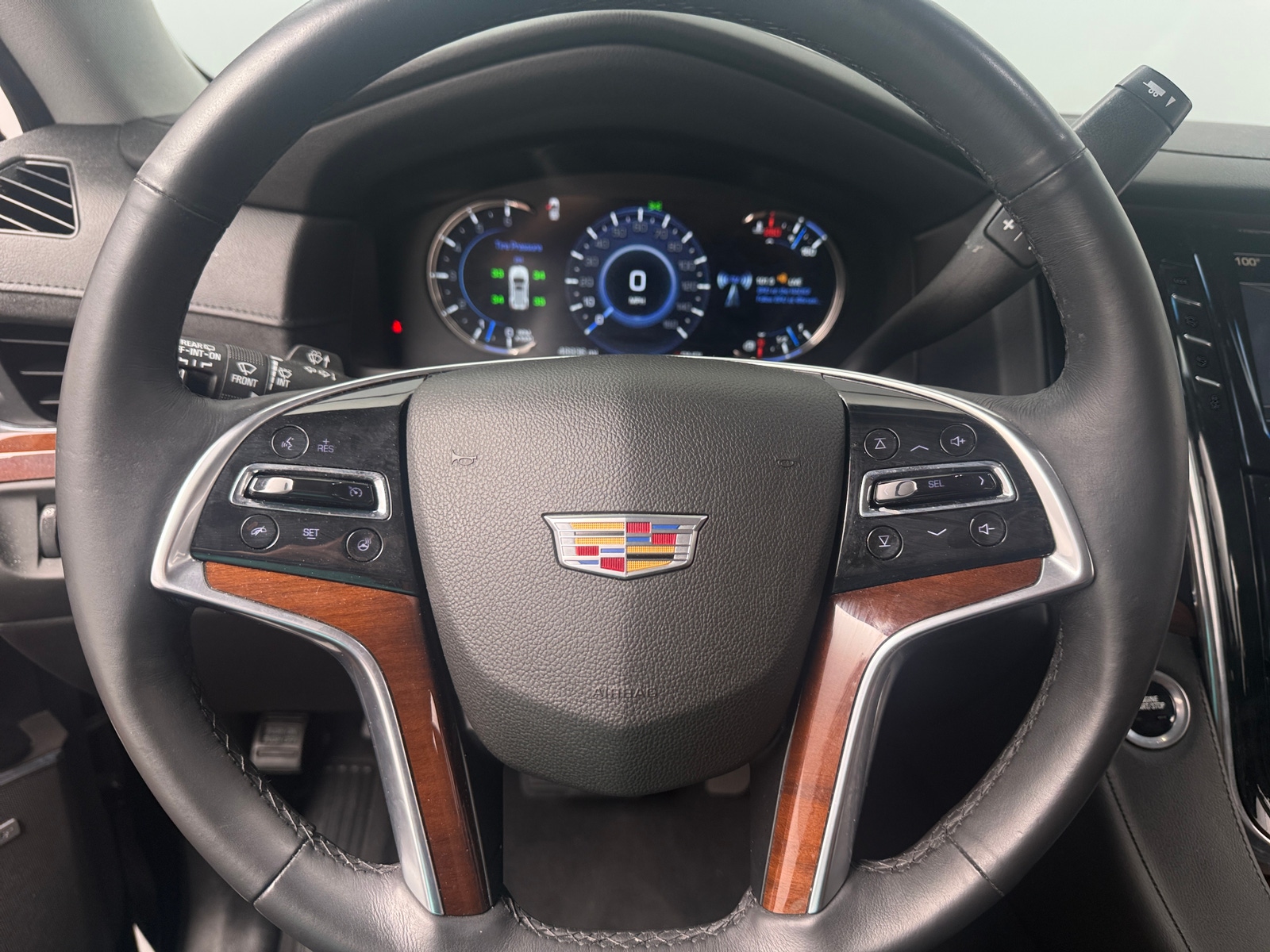 Thumbnail: 2018 Cadillac Escalade - 4