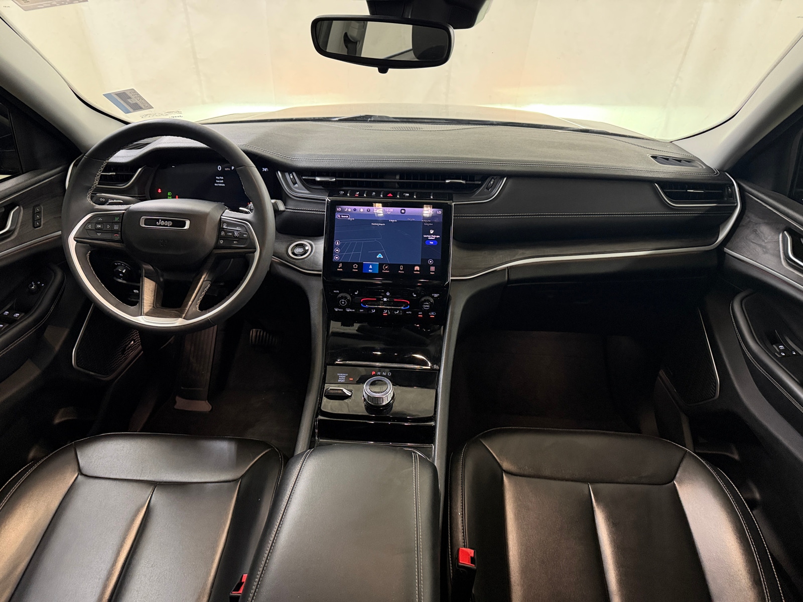 Thumbnail: 2023 Jeep Grand Cherokee L - 2