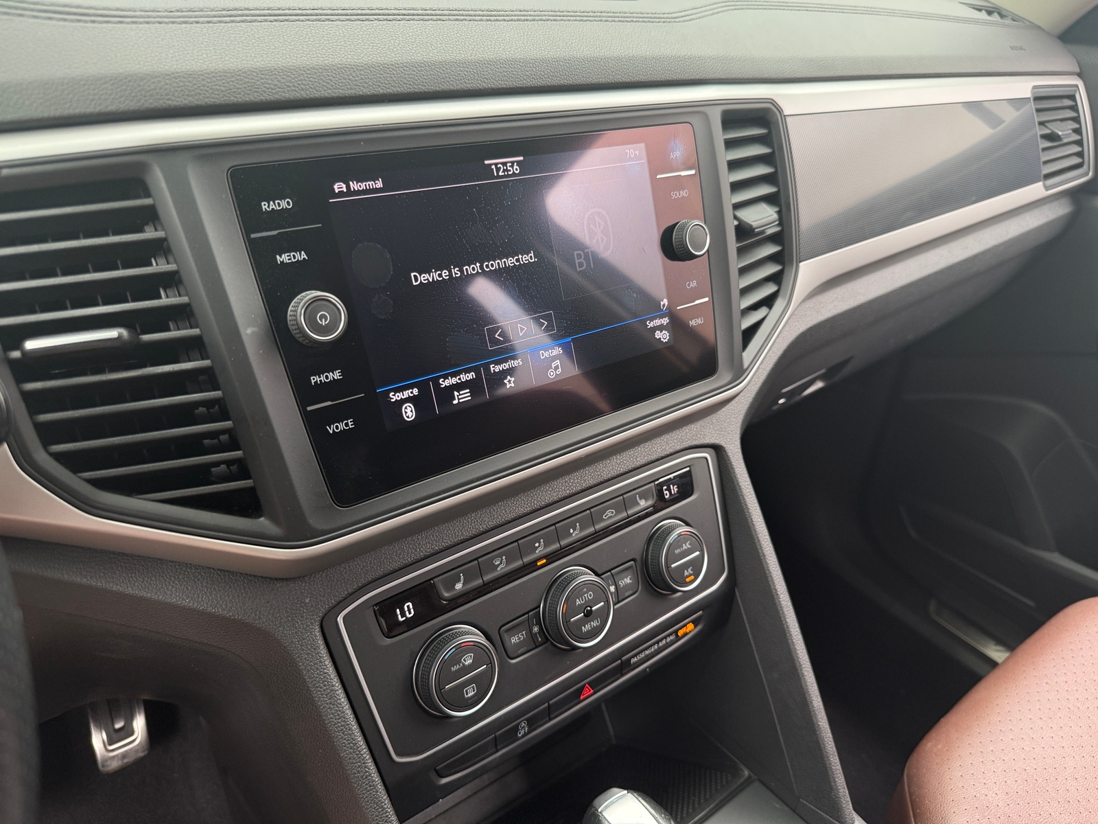 Thumbnail: 2021 Volkswagen Atlas - 3