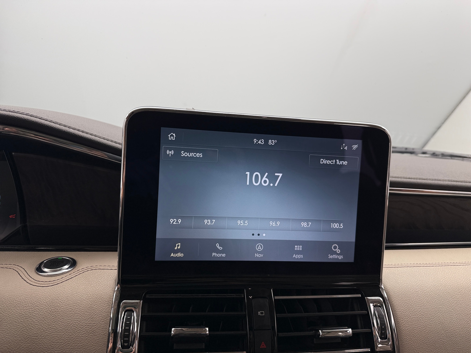 Thumbnail: 2020 Lincoln Navigator - 3