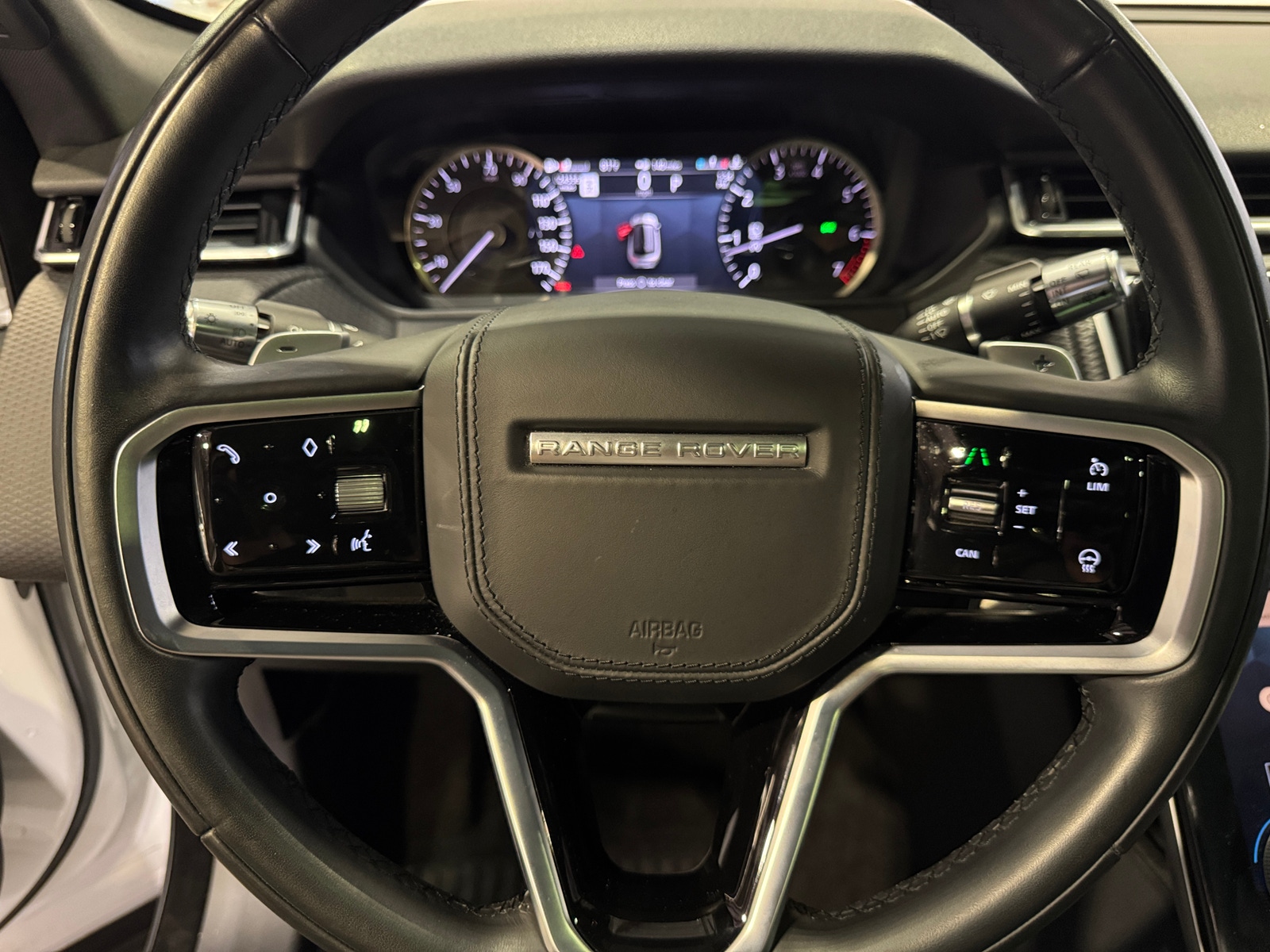Thumbnail: 2022 Land Rover Range Rover Velar - 5