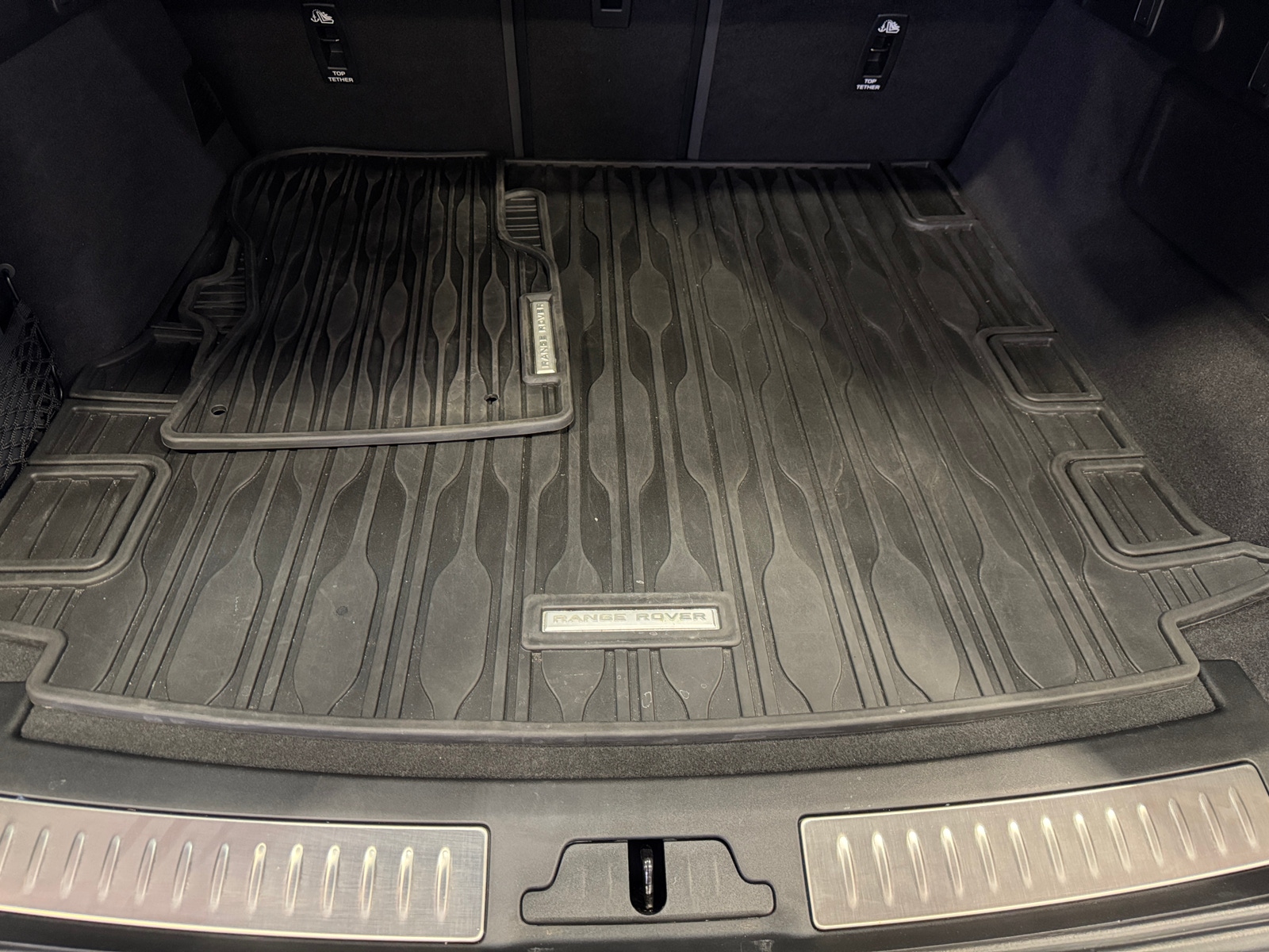 Thumbnail: 2022 Land Rover Range Rover Velar - 7
