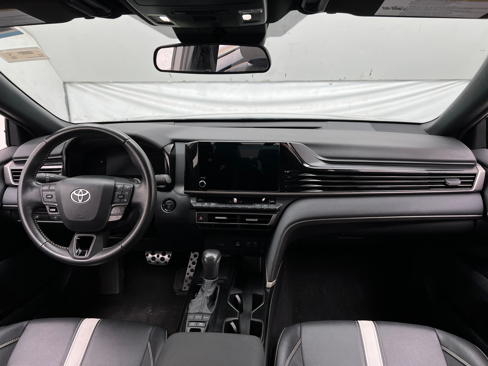 Thumbnail: 2025 Toyota Camry - 3