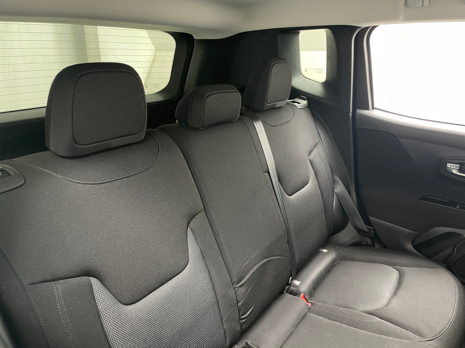 Thumbnail: 2021 Jeep Renegade - 6