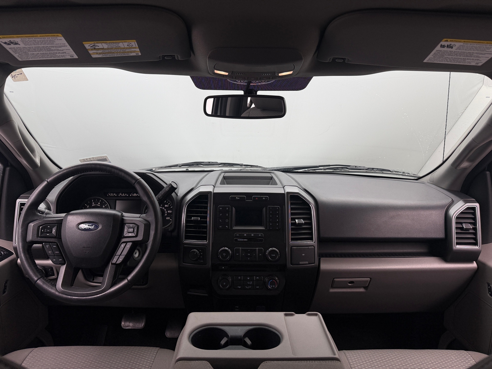 Thumbnail: 2018 Ford Econoline - 3