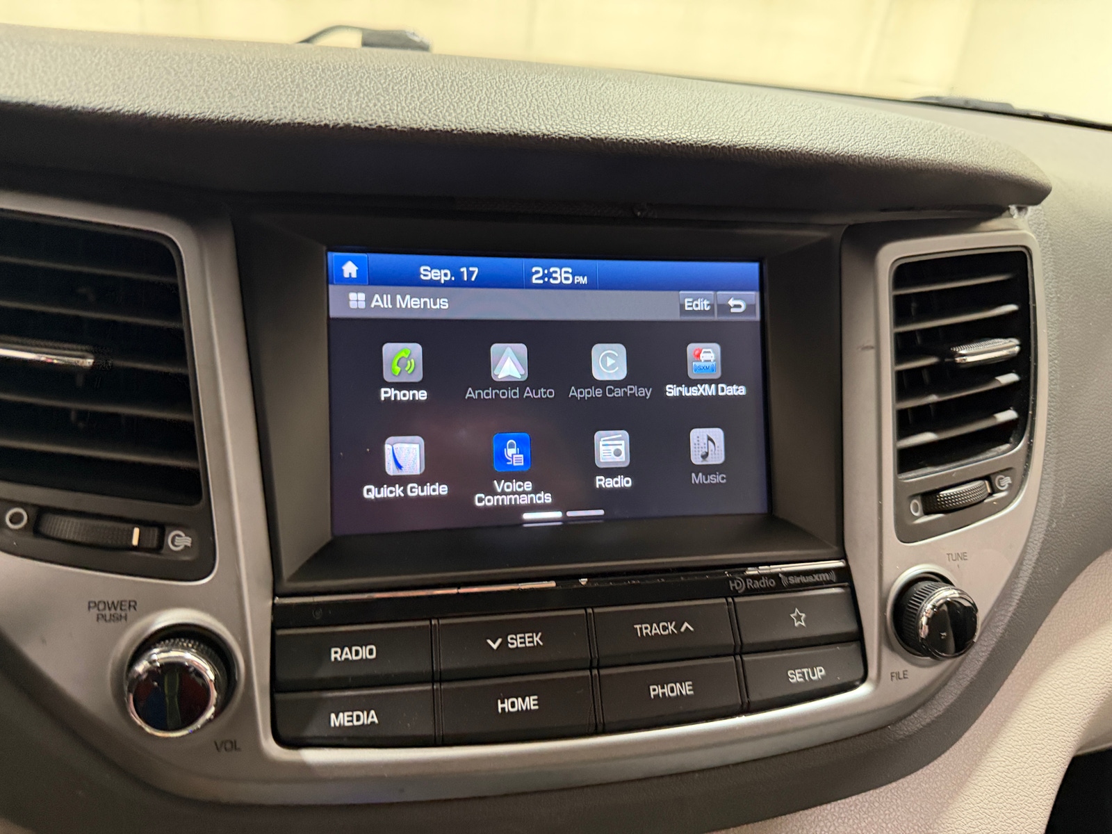 Thumbnail: 2018 Hyundai Tucson - 4