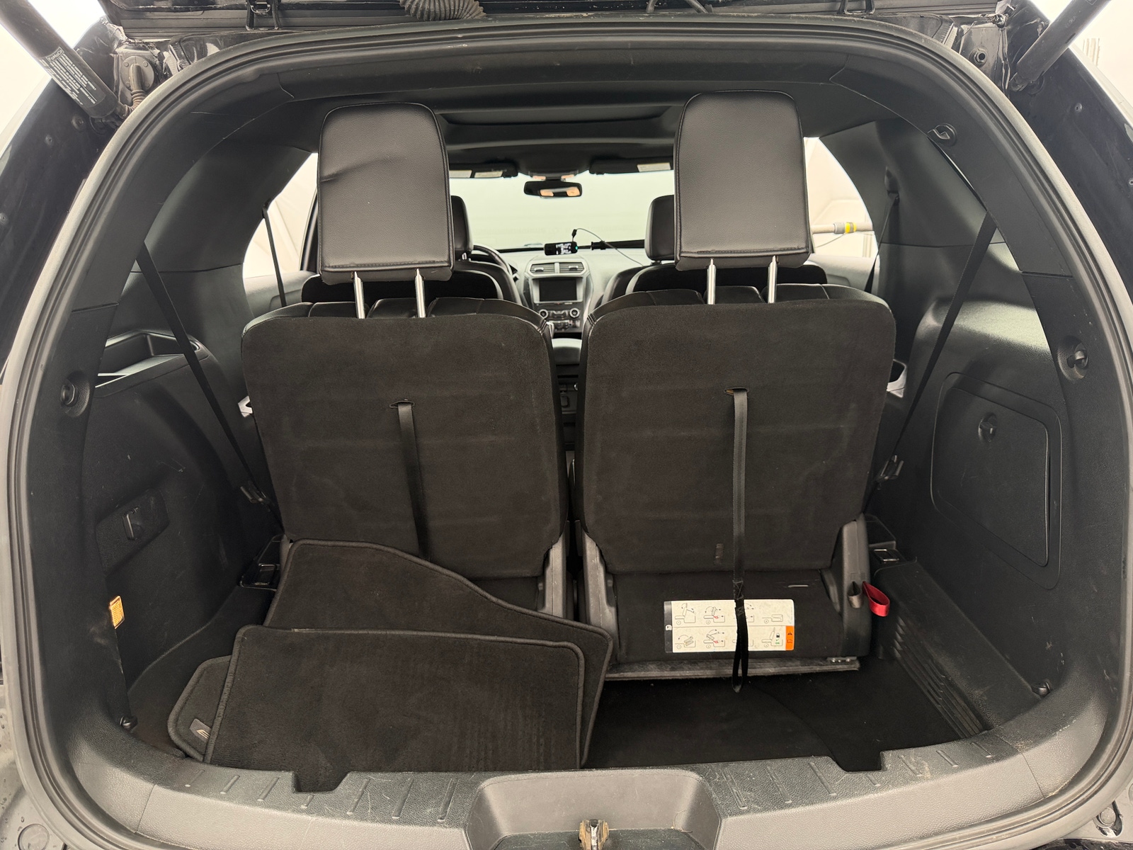 Thumbnail: 2019 Ford Explorer - 7