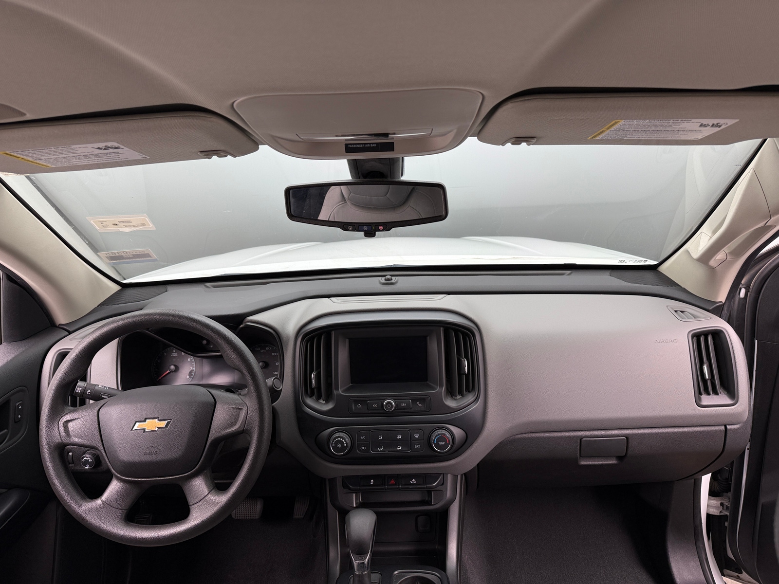 Thumbnail: 2022 Chevrolet Colorado - 3