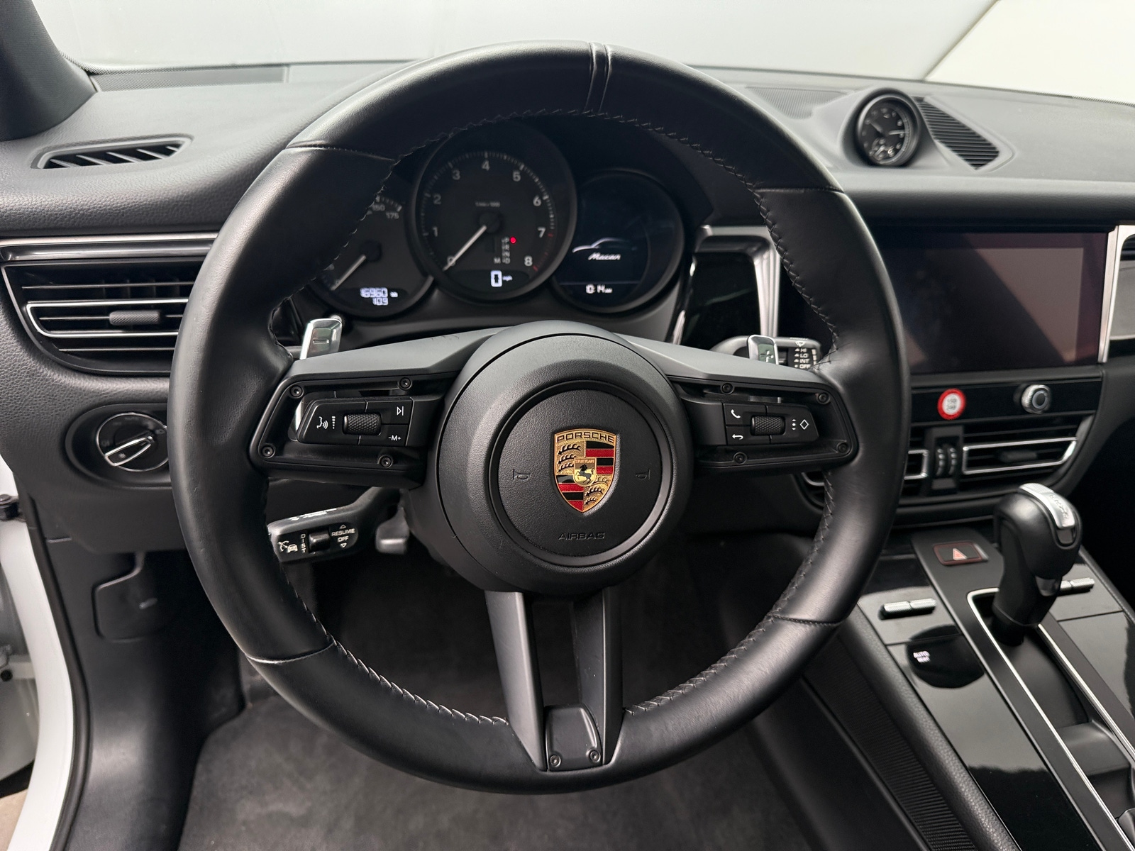 Thumbnail: 2024 Porsche Macan - 5