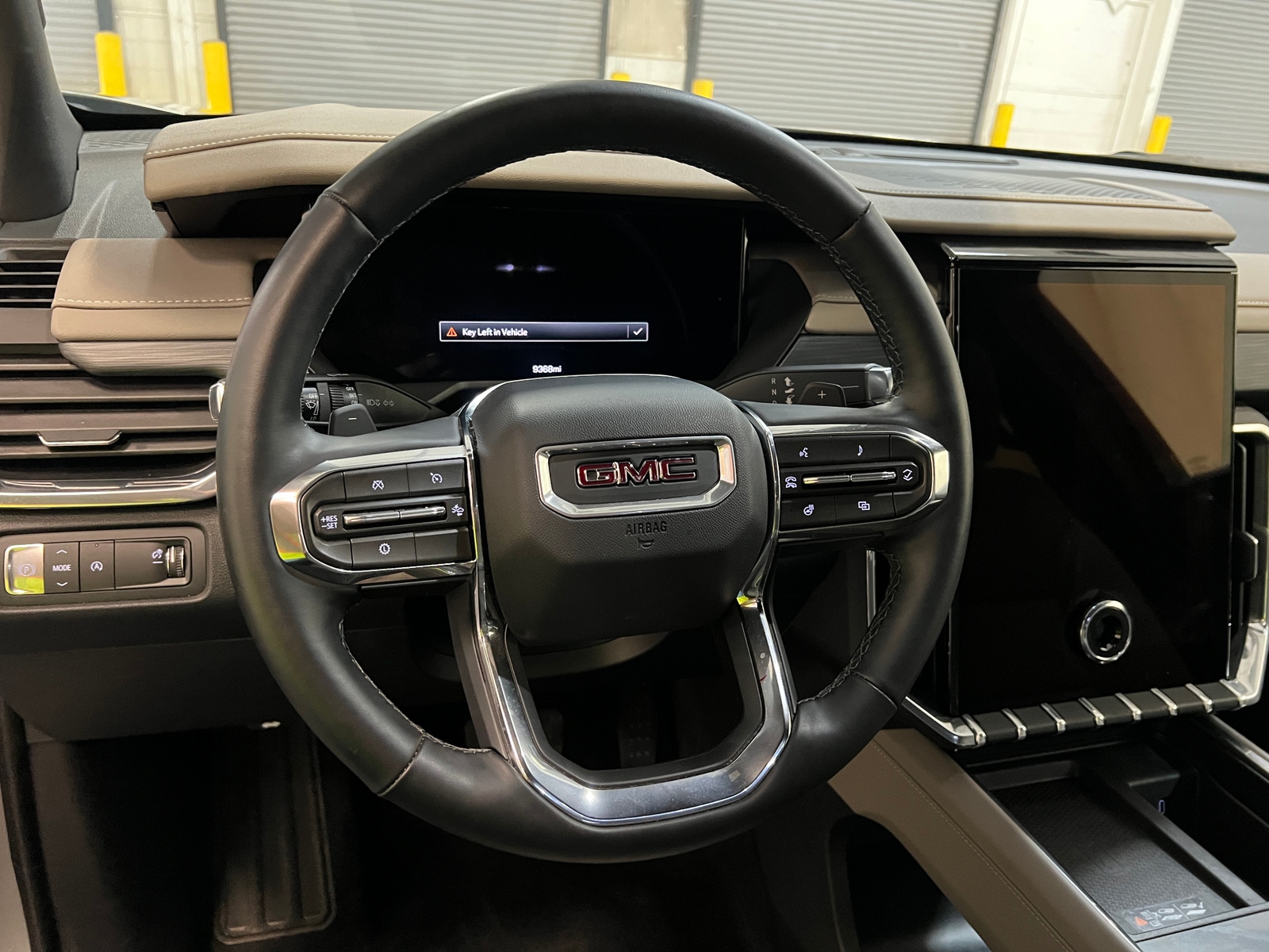 Thumbnail: 2026 GMC Acadia - 5