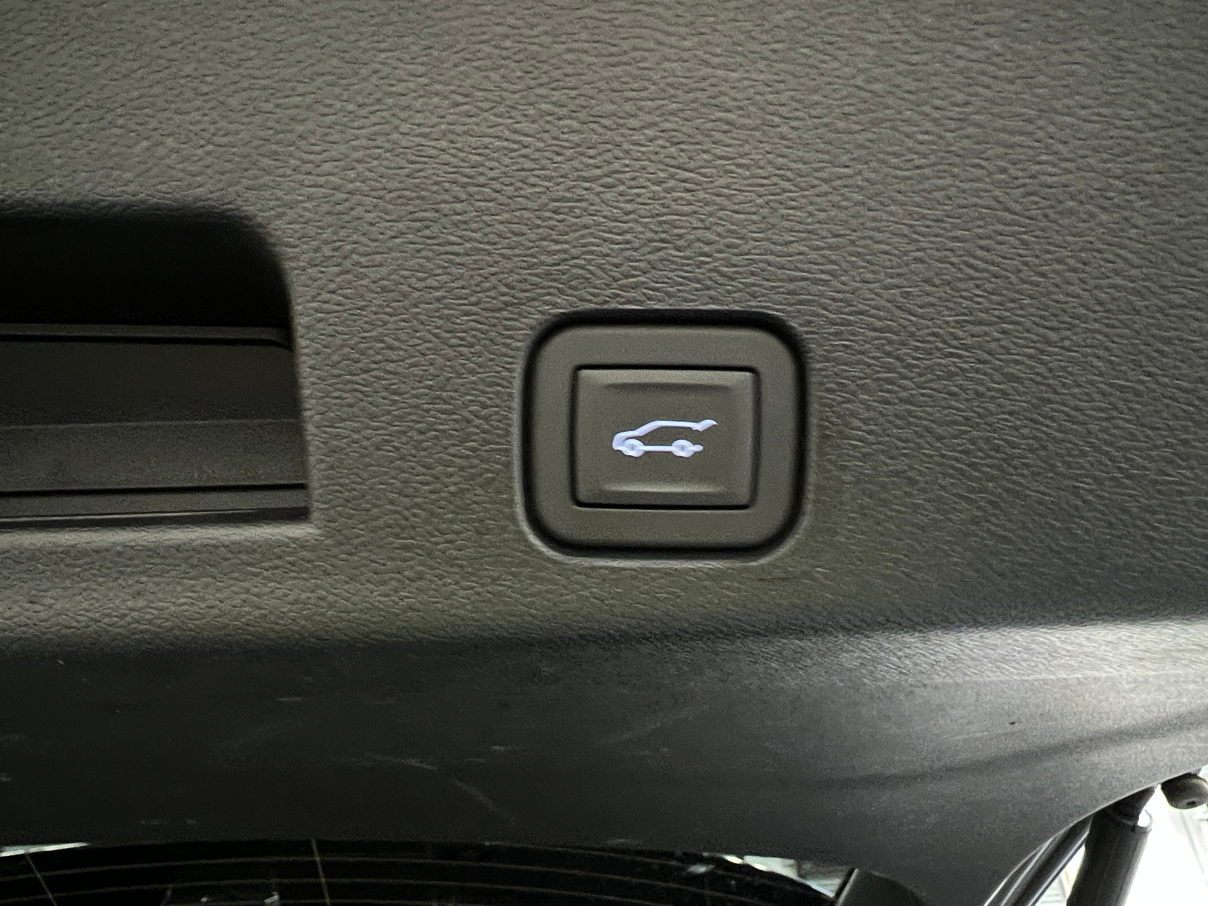 2026 GMC Acadia Elevation - Photo 13