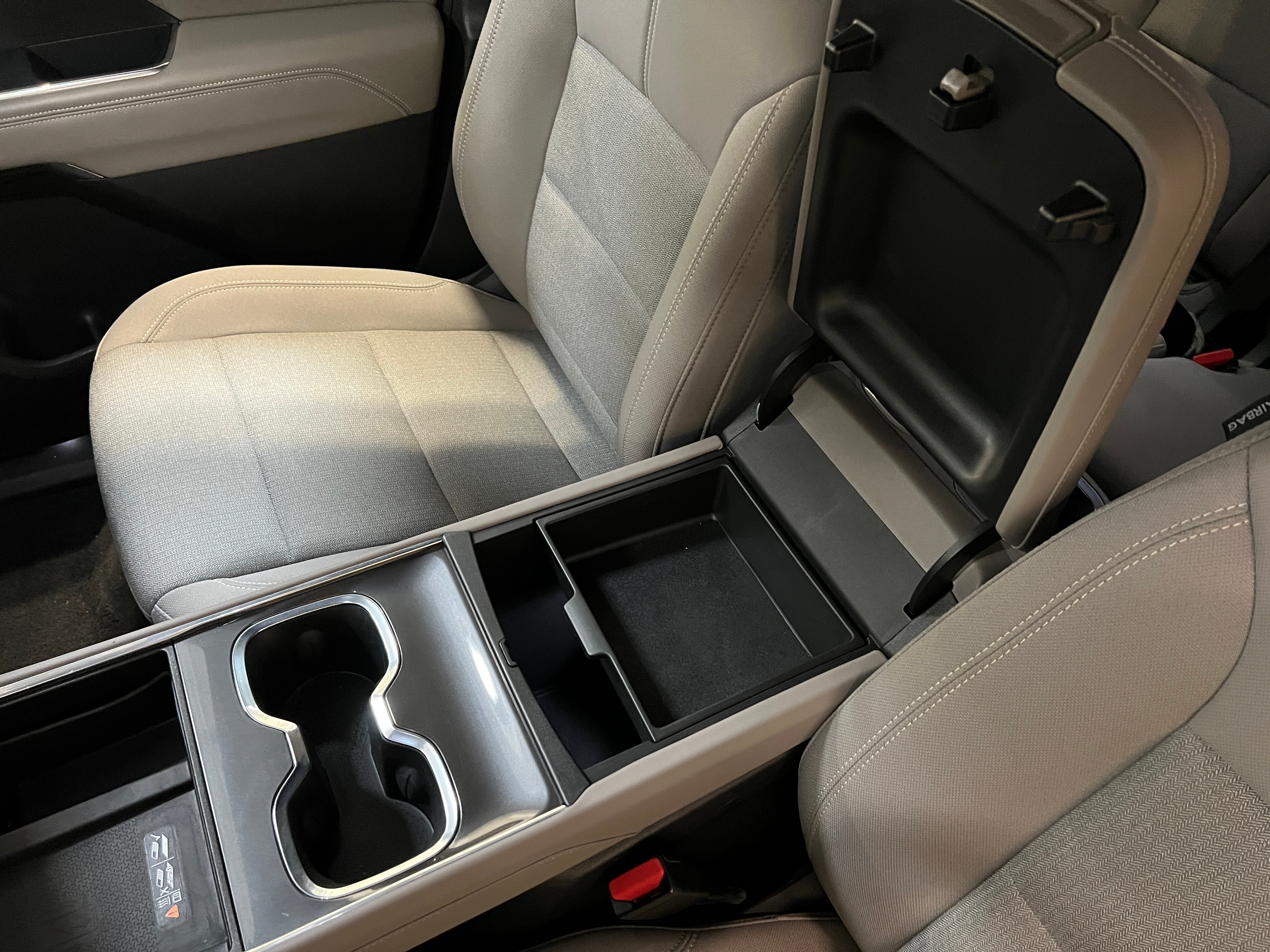 2026 GMC Acadia Elevation - Photo 24