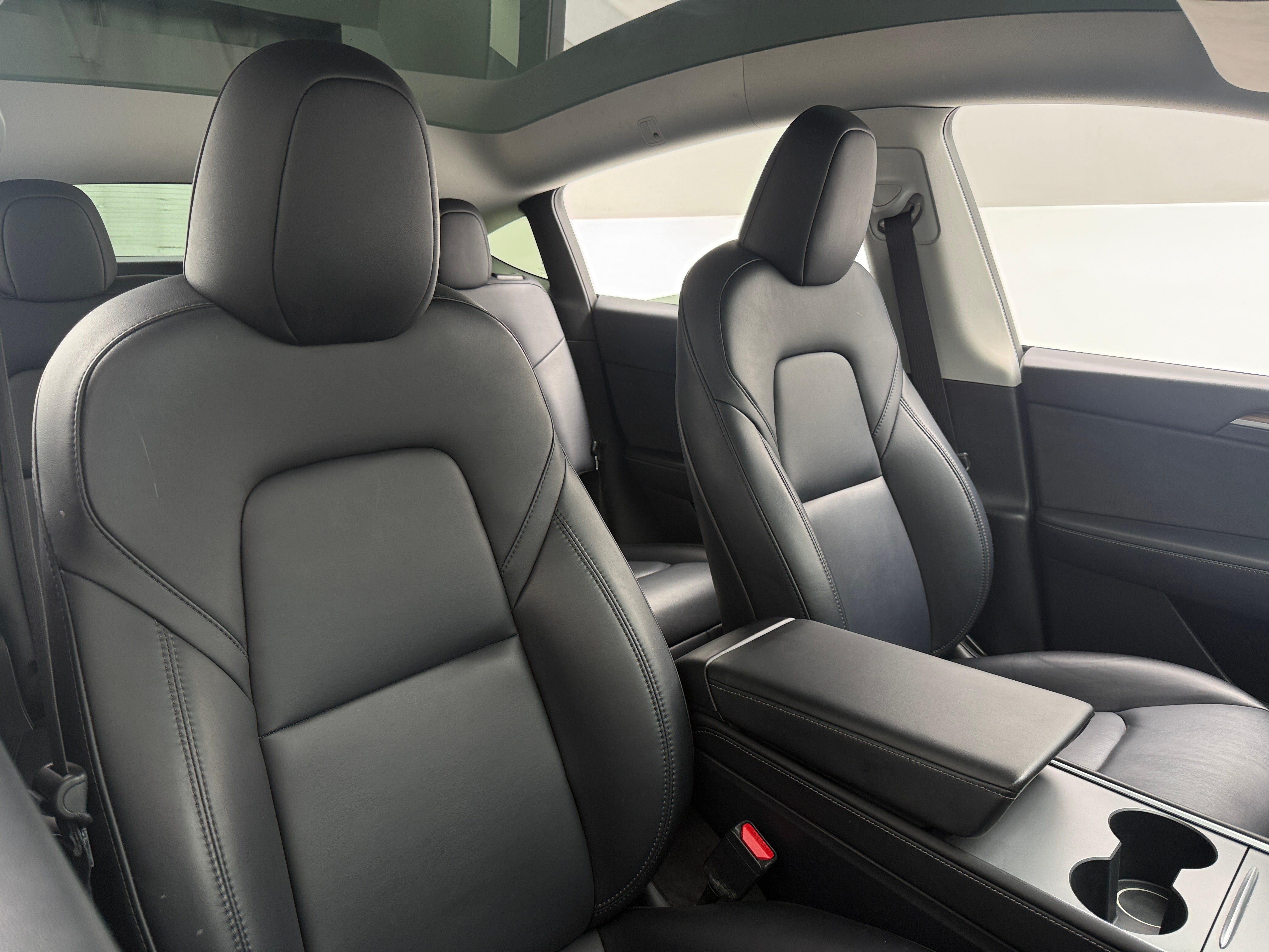 2025 Tesla Model Y Long Range