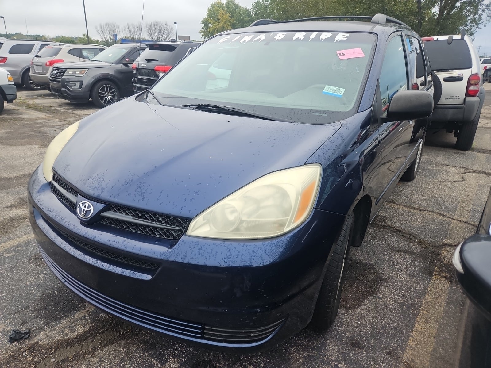 2004 Toyota Sienna LE