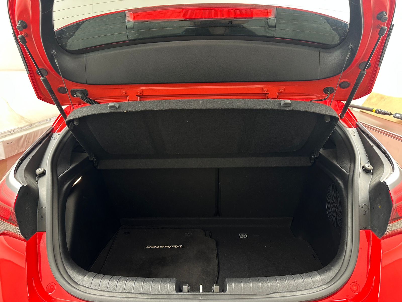 Thumbnail: 2019 Hyundai Veloster - 7