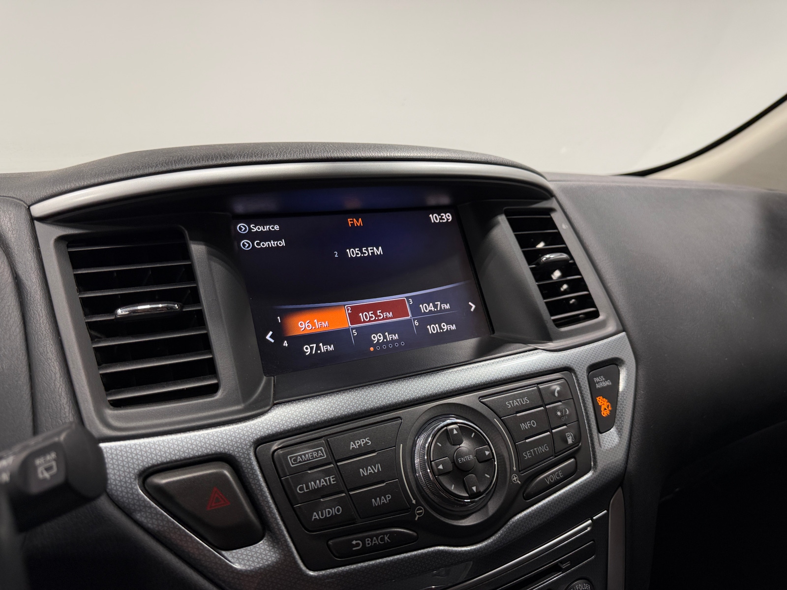Thumbnail: 2020 Nissan Pathfinder - 3