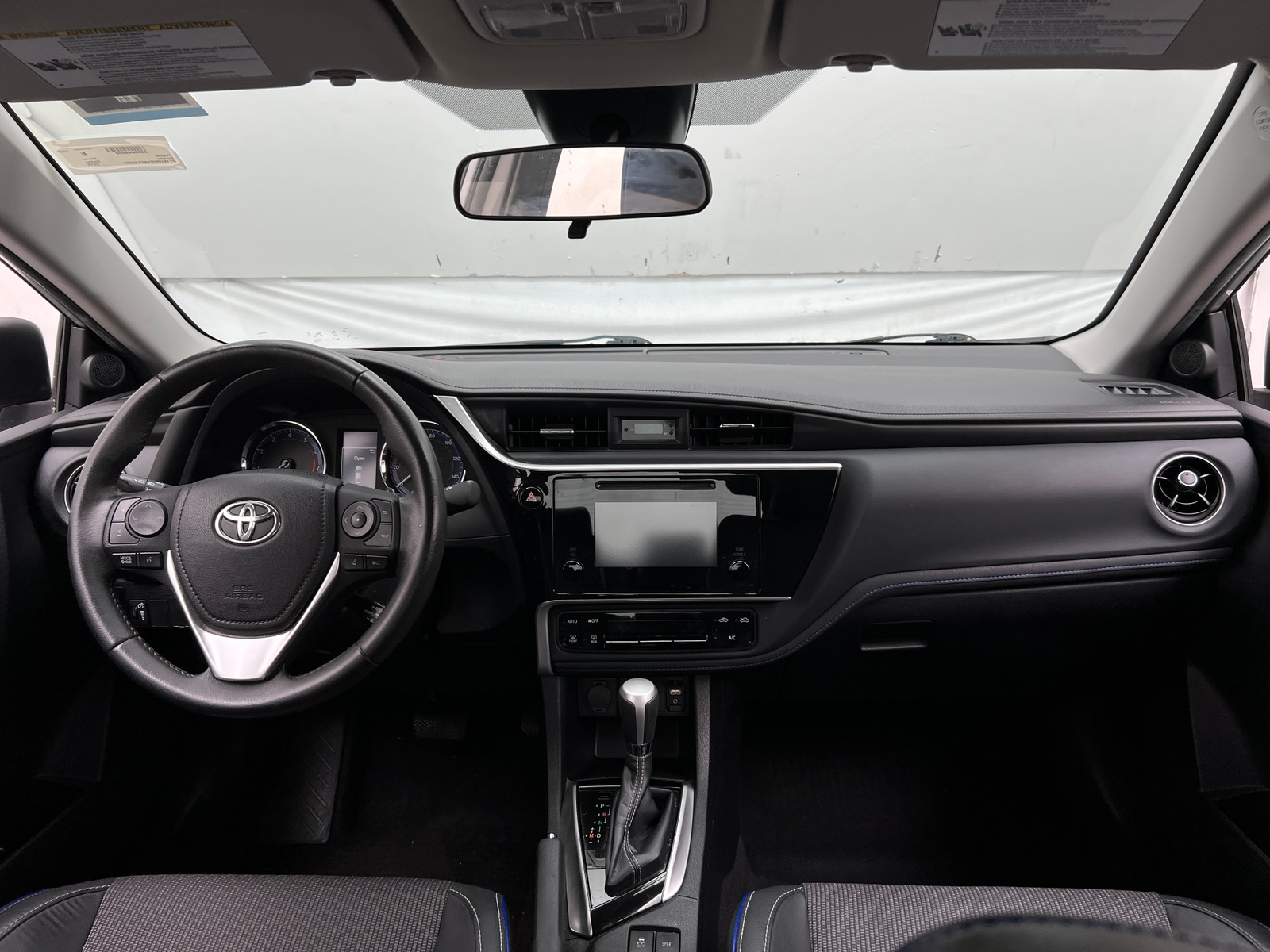 Thumbnail: 2019 Toyota Corolla - 3