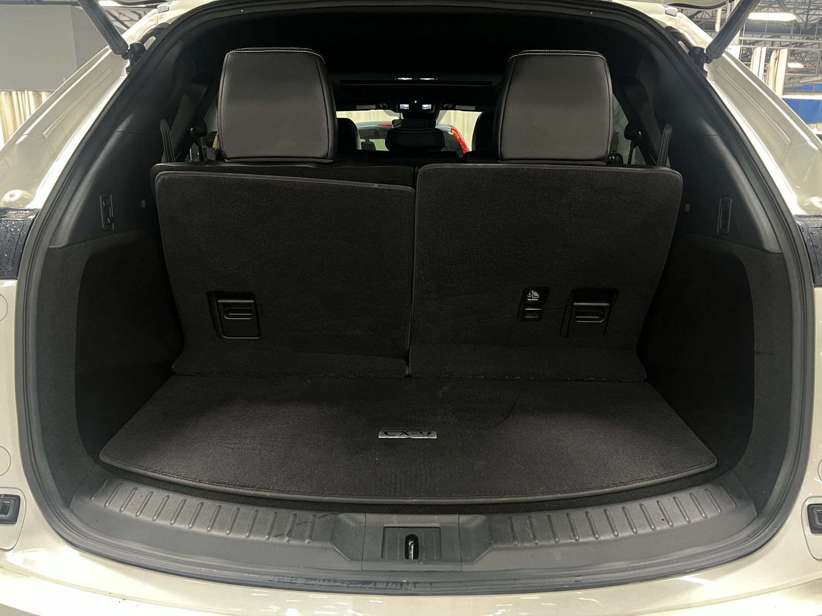 Thumbnail: 2021 Mazda CX-9 - 6