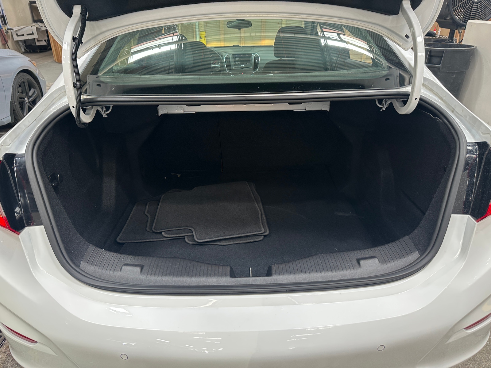 Thumbnail: 2019 Chevrolet Cruze - 7