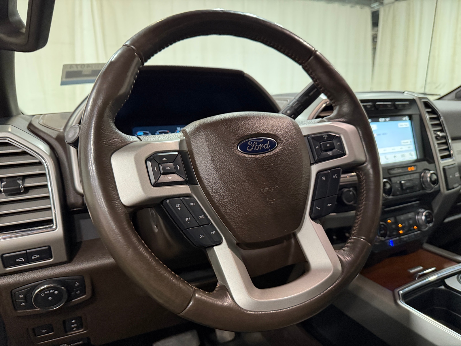 Thumbnail: 2017 Ford Econoline - 4