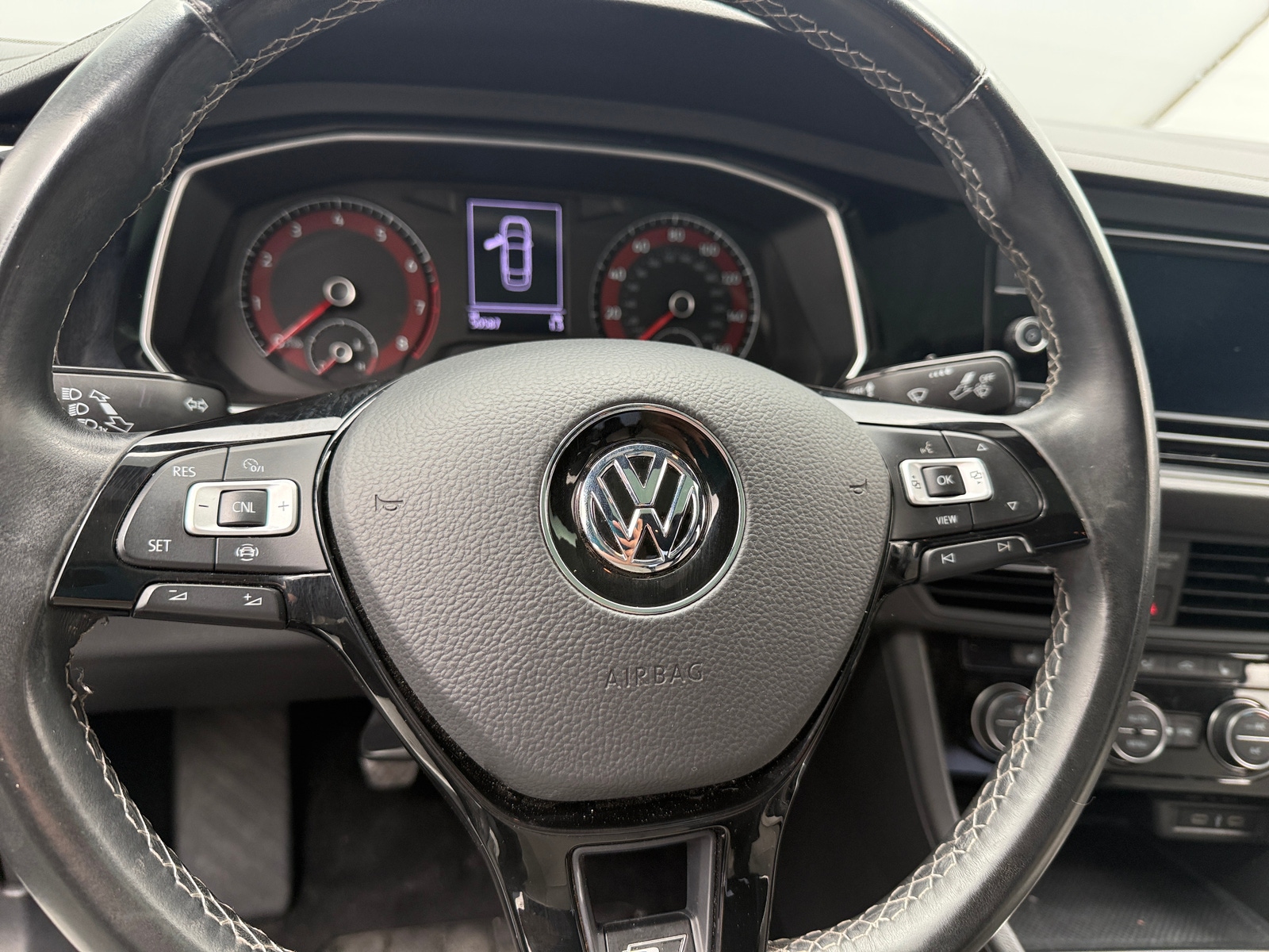 Thumbnail: 2021 Volkswagen Jetta - 4