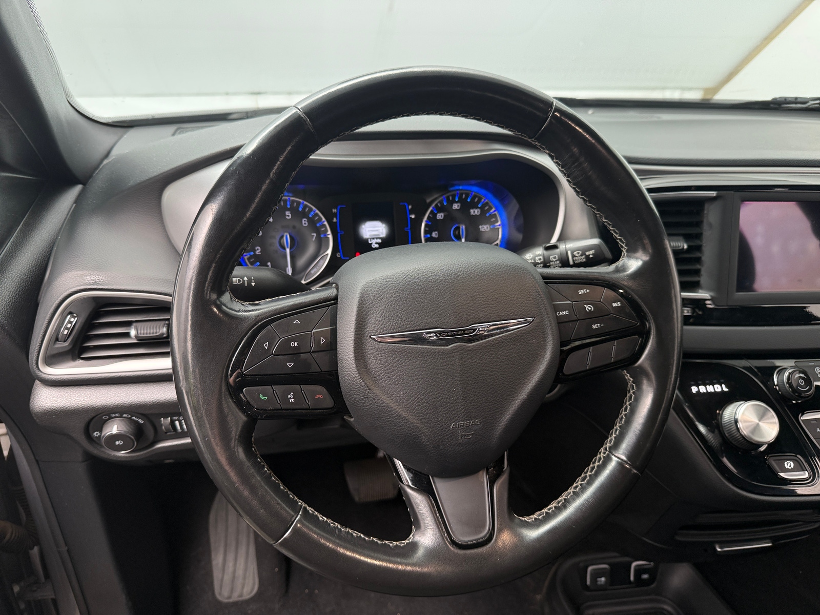 Thumbnail: 2020 Chrysler Pacifica - 5