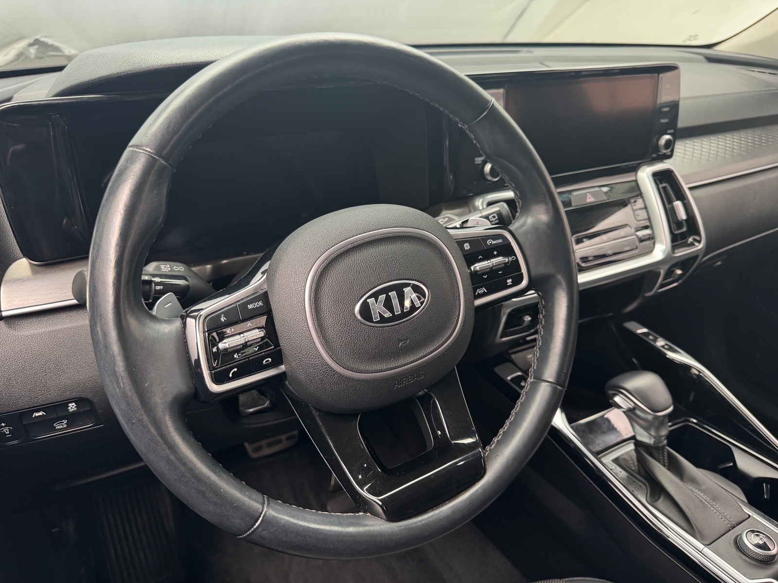 Thumbnail: 2021 Kia Sorento - 4