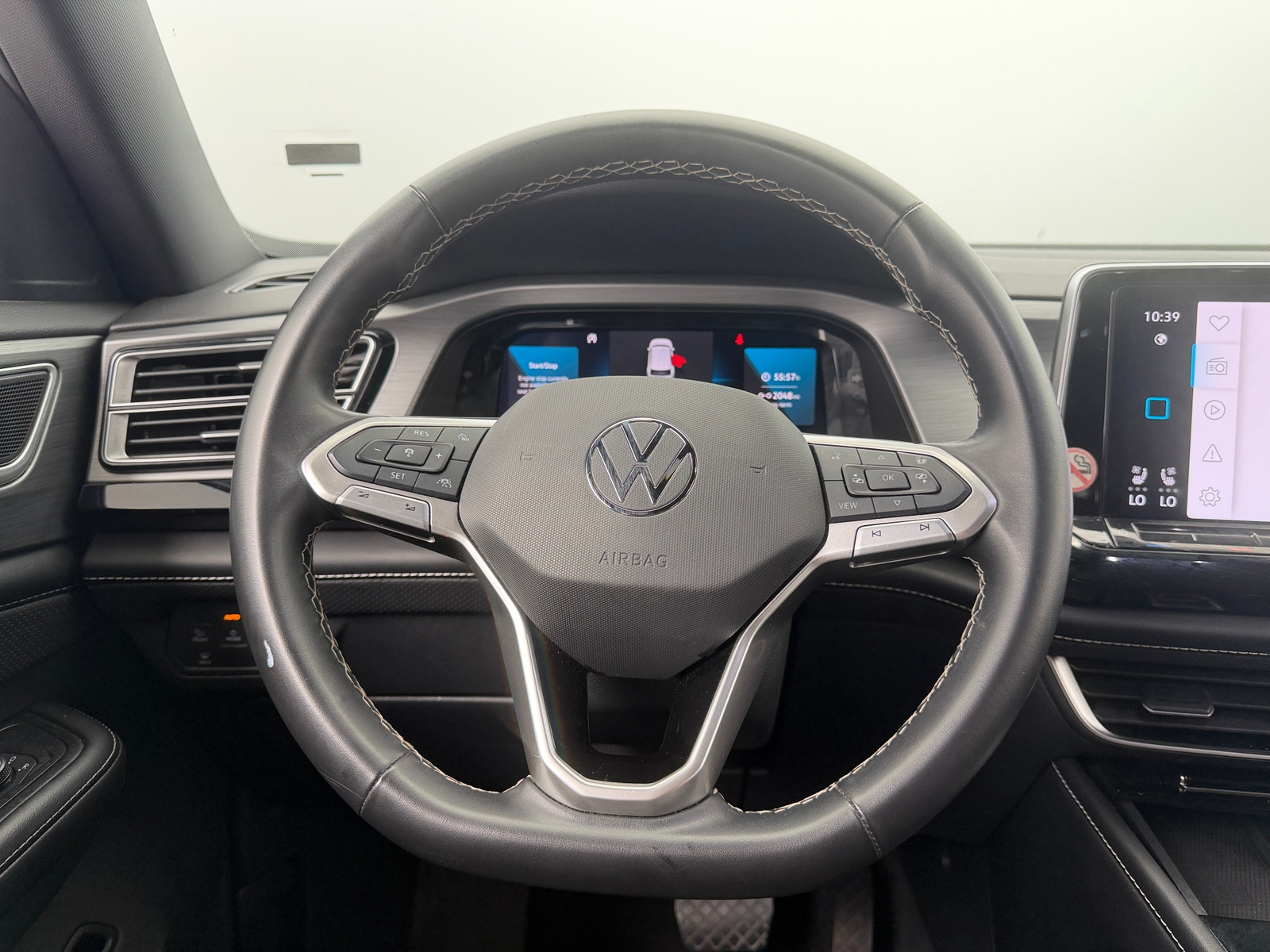 Thumbnail: 2024 Volkswagen Atlas - 4